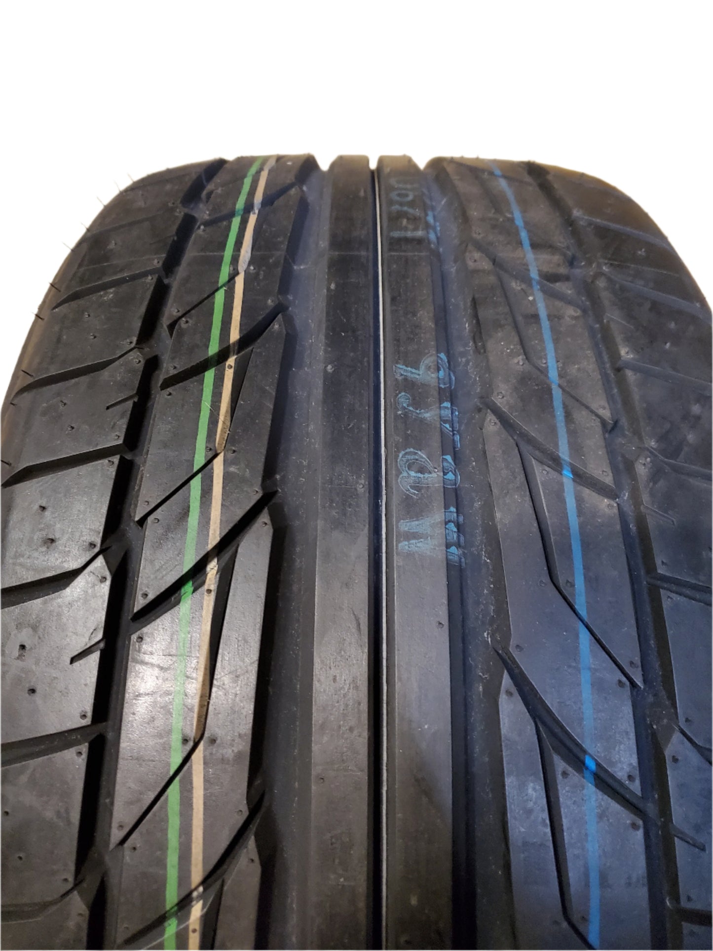 NITTO NT555 G2 BSW P 275 35 19 100W XL UHP TIRE 211760