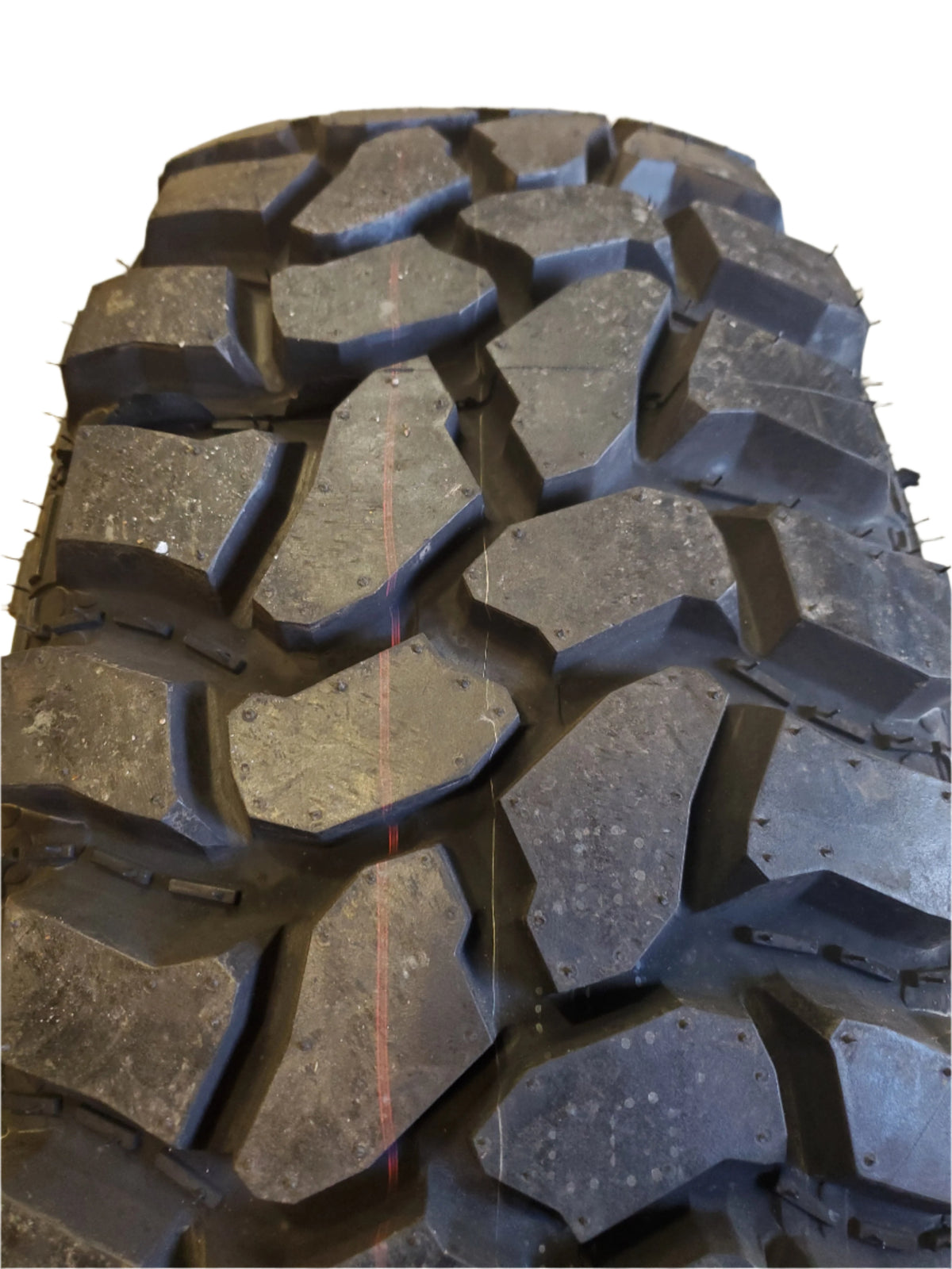 2 GT RADIAL KOMODO M/T PLUS RWL LT 31 10.50 15 109Q 6PLY MUD TIRES A288