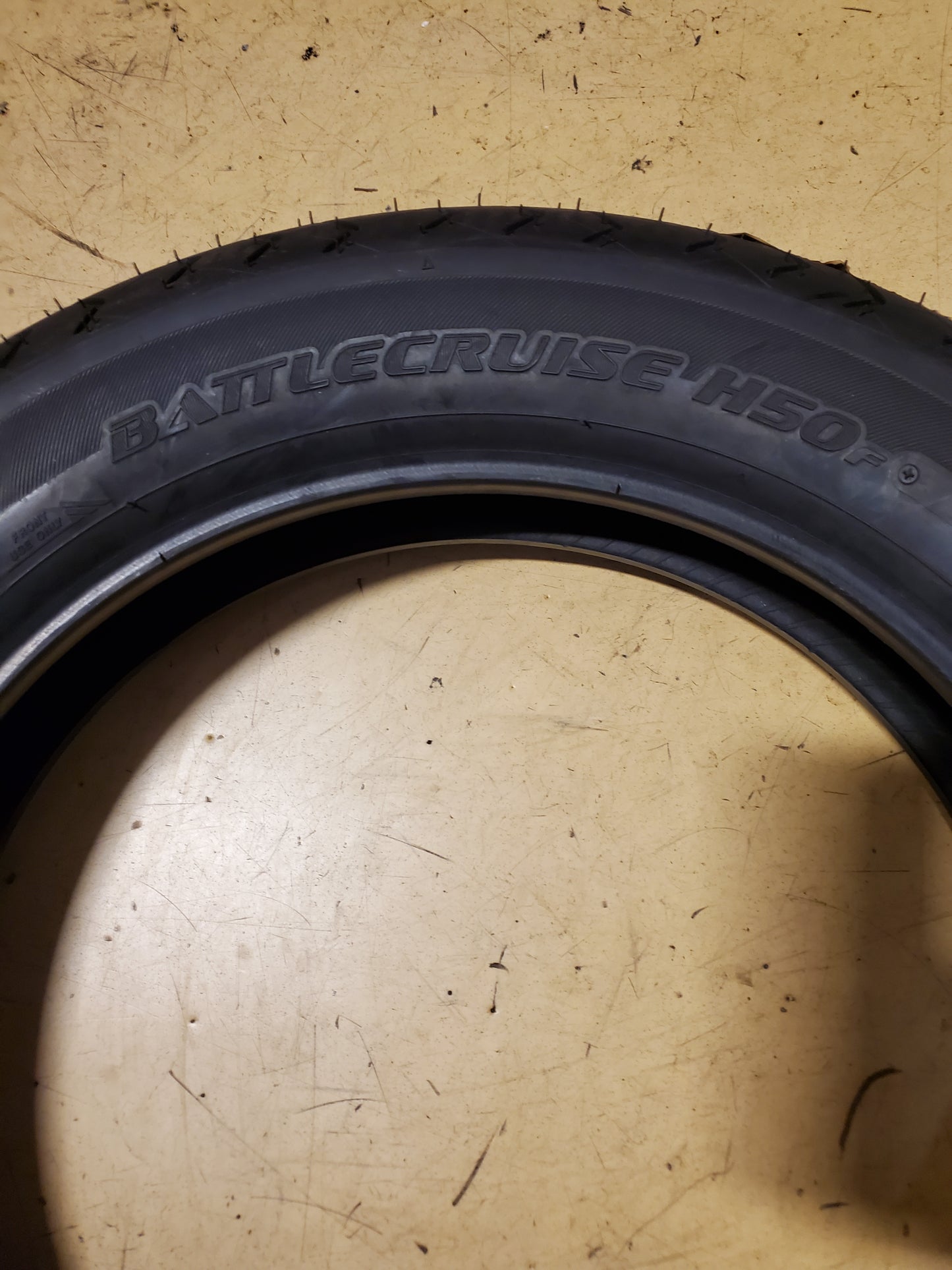 BRIDGESTONE BATTLECRUISE H50 BSW  130 90 16 67H REAR MOTORCYCLE TIRE 006913
