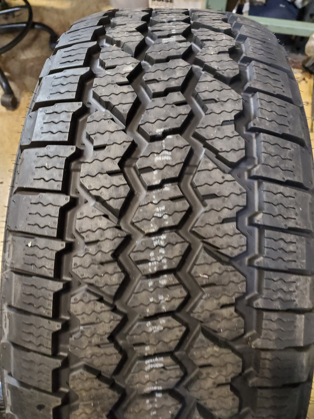 2 BRIDGESTONE DUELER A/T ASCENT BSW P 285 45 22 114H XL ALL TERRAIN TIRE 012276