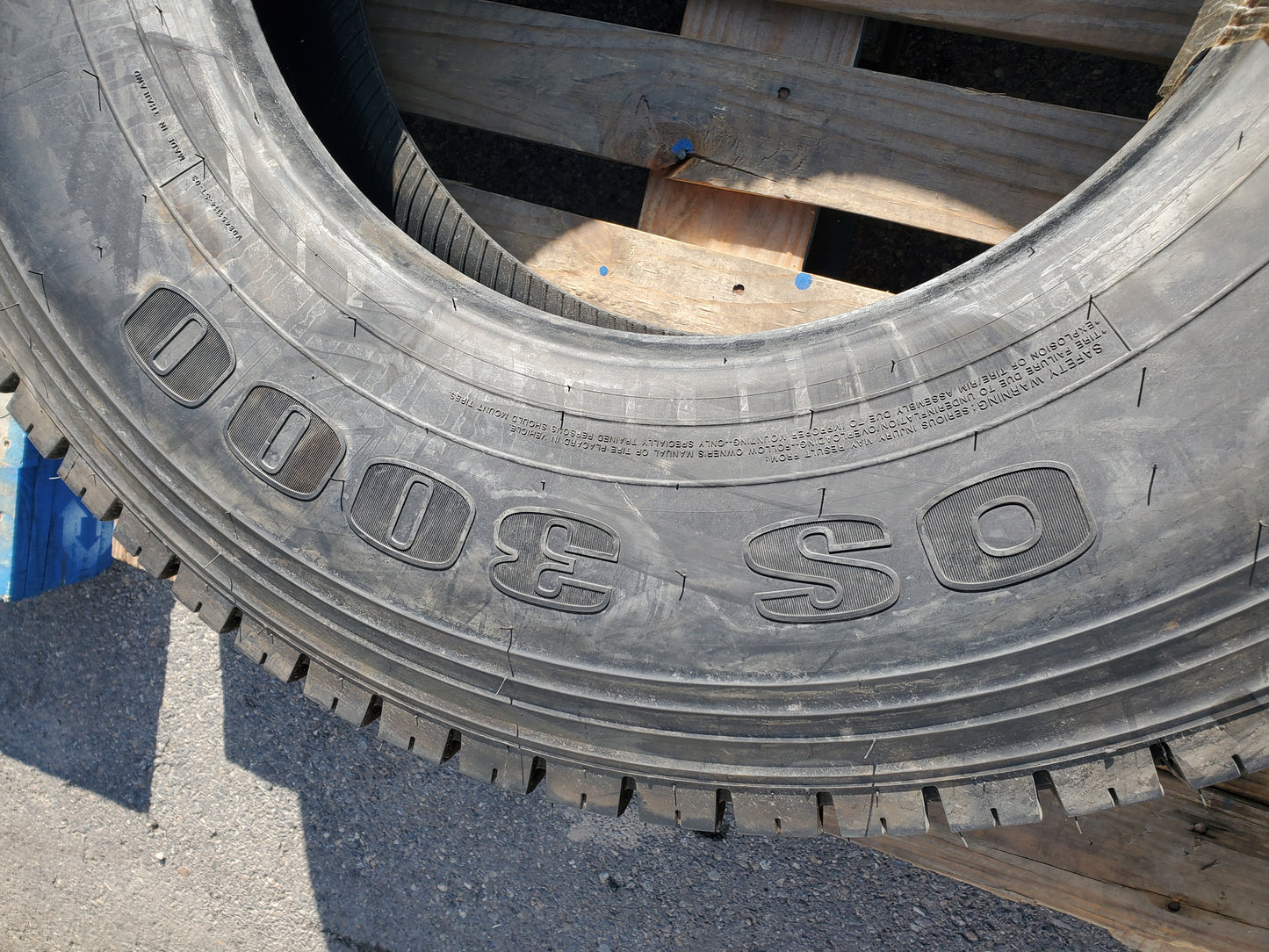 AMERICUS OS3000 BSW LT 11 22.5 144/142L 14PLY DRIVE TIRE AMD9710
