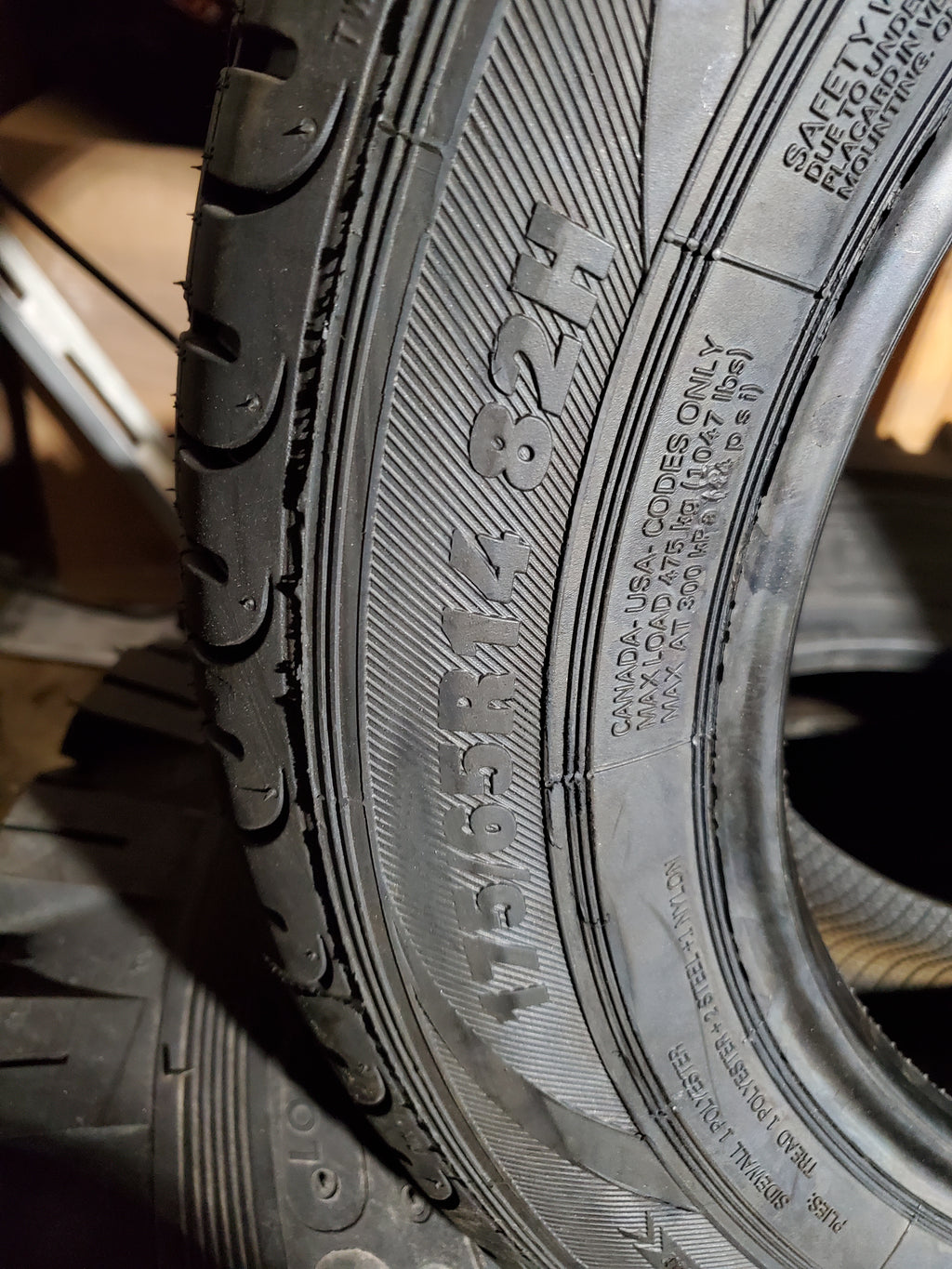 PREMIORRI SOLAZO BSW P 175 65 14 82H UHP TIRE 4823100301718