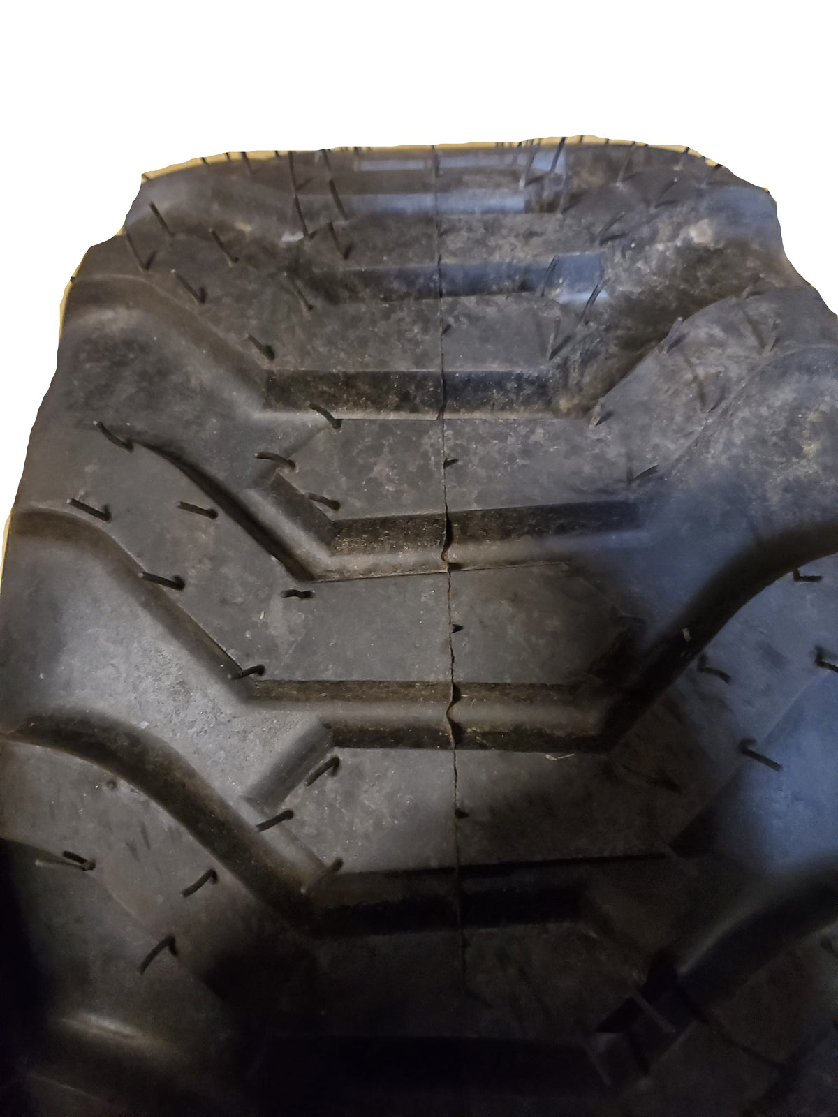 CARLSTAR TRAC CHIEF BSW 18 8.5 10 4PLY INDUSTRIAL TIRE 51S311