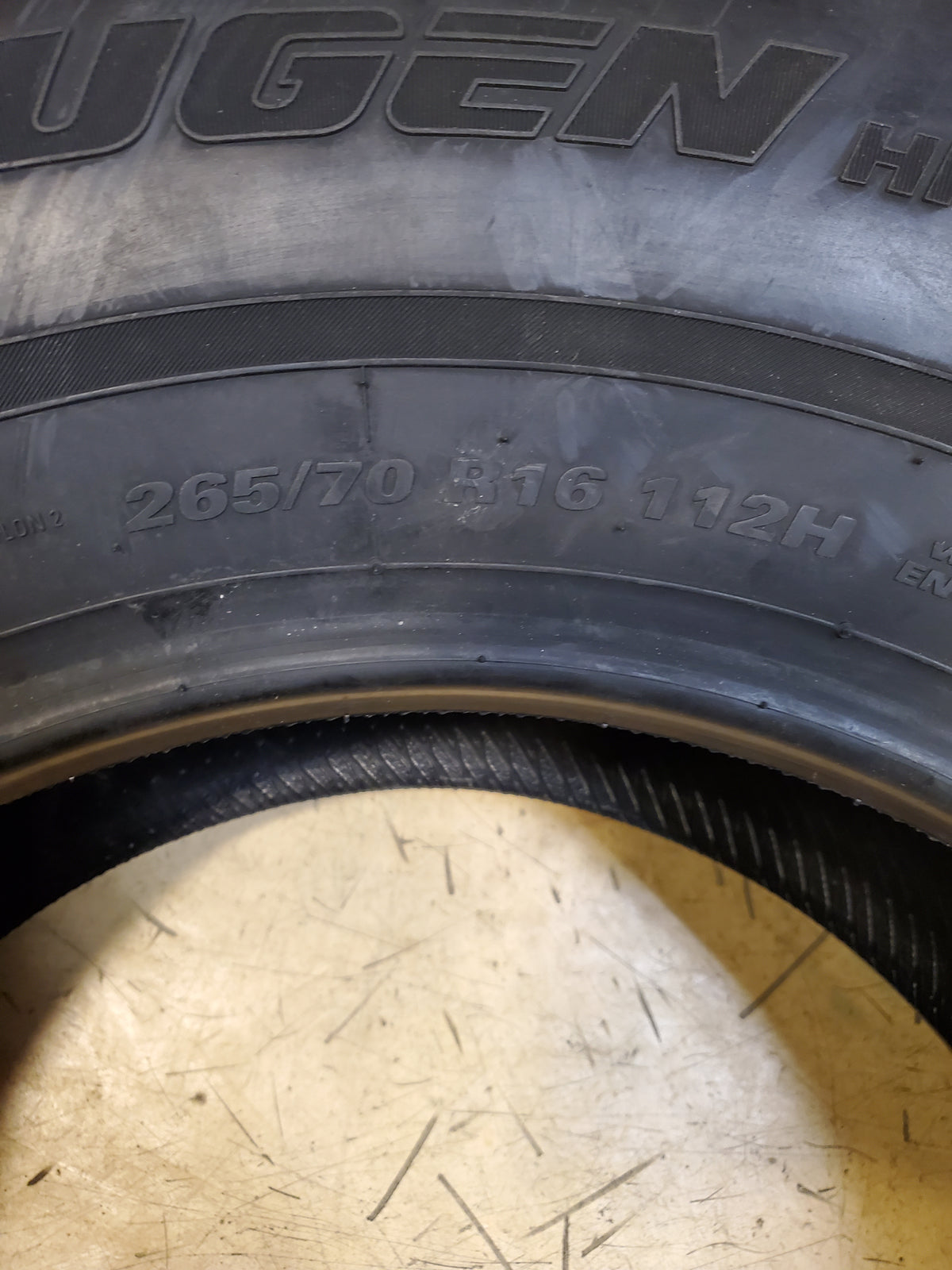 4 KUMHO CRUGEN HP27 BSW P 265 70 16 112H ALL SEASON TIRE 2346343
