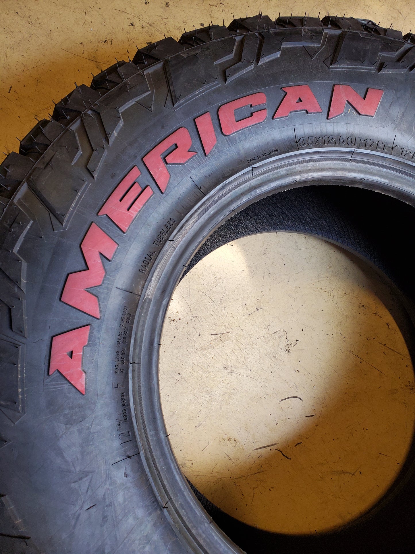 AMERICAN ROADSTAR R/T RRL LT 35 12.5 17 121Q 12PLY RUGGED TIRE ARSRT05