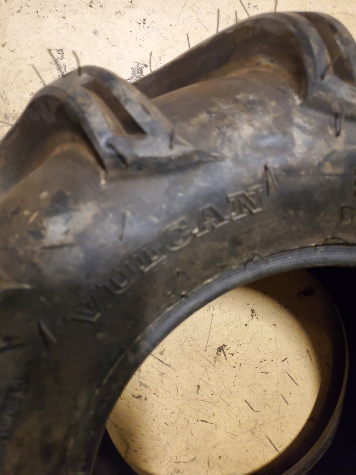 TYRE GUIDER VULCAN BSW AT 26 11 12 55F 6PLY ATV/UTV TIRE 748Q7500022A