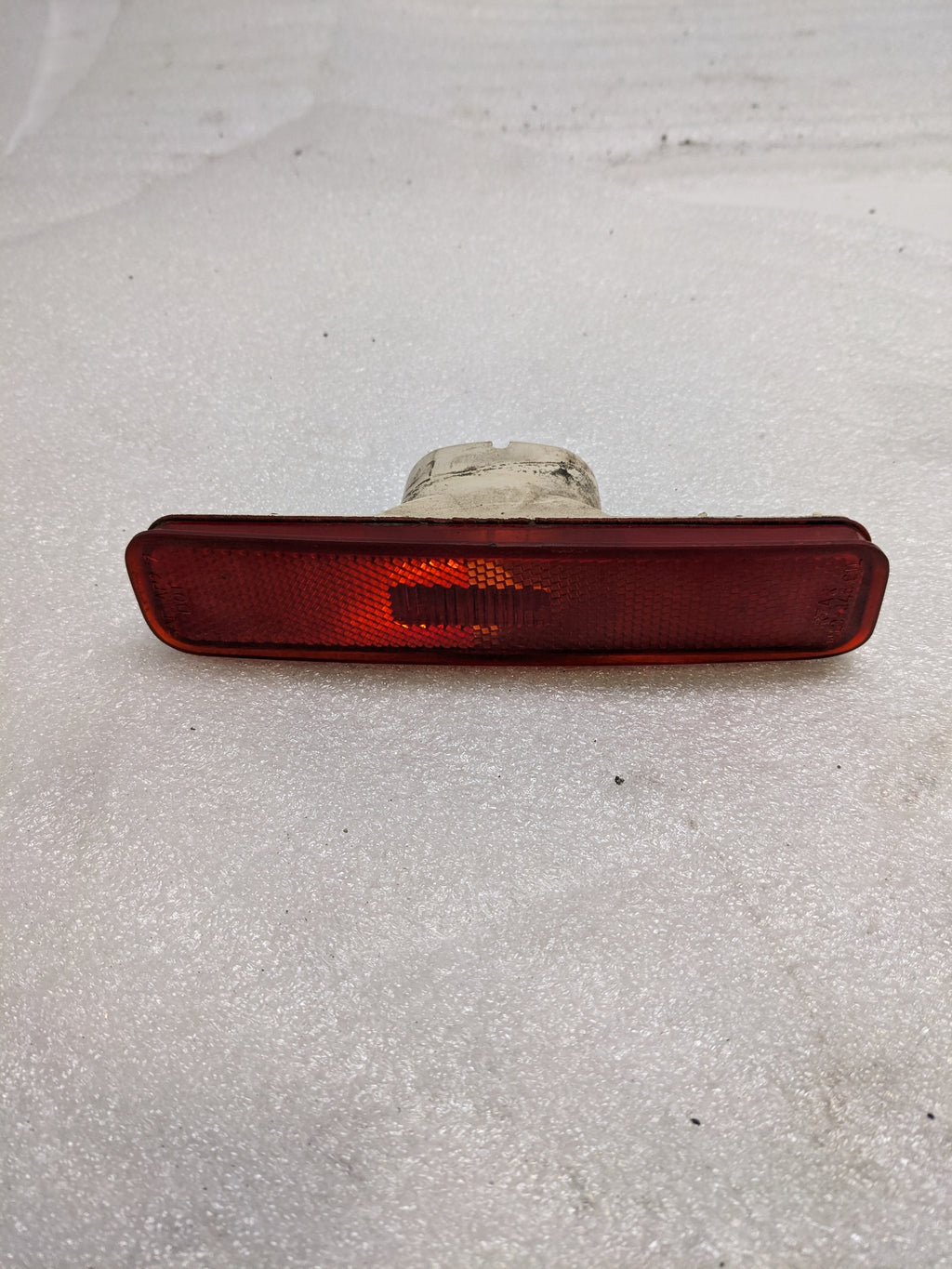 PORSCHE 92863142502 LEFT SIDE MARKER LAMP FOR 1978-1995 928 USED R21T4