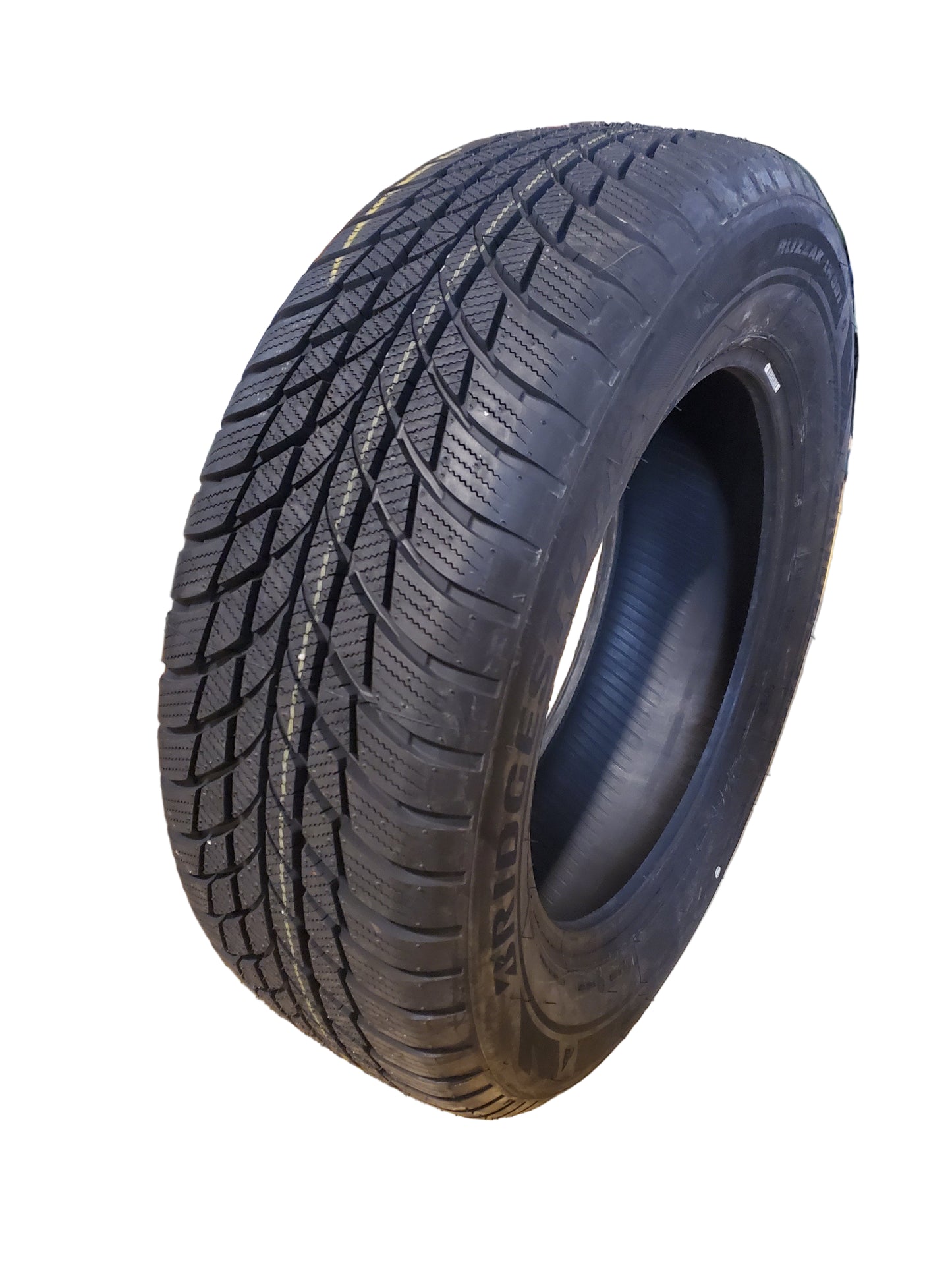 BRIDGESTONE BLIZZAK LM001 BSW P 205 65 16 95H WINTER TIRE 011790