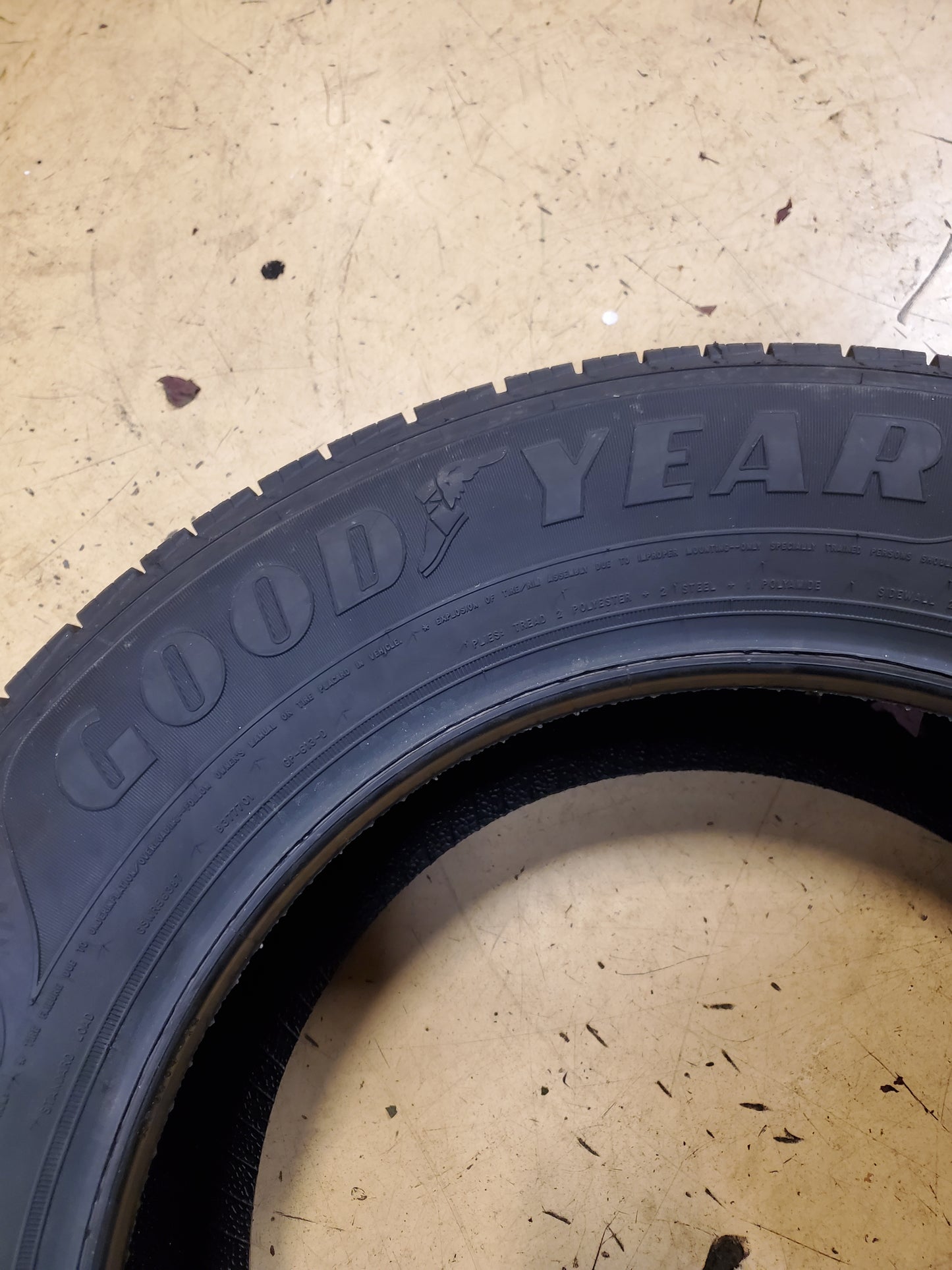 GOODYEAR ASSURANCE OUTLAST BSW P 225 65 17 102H ALL SEASON TIRE 409517554