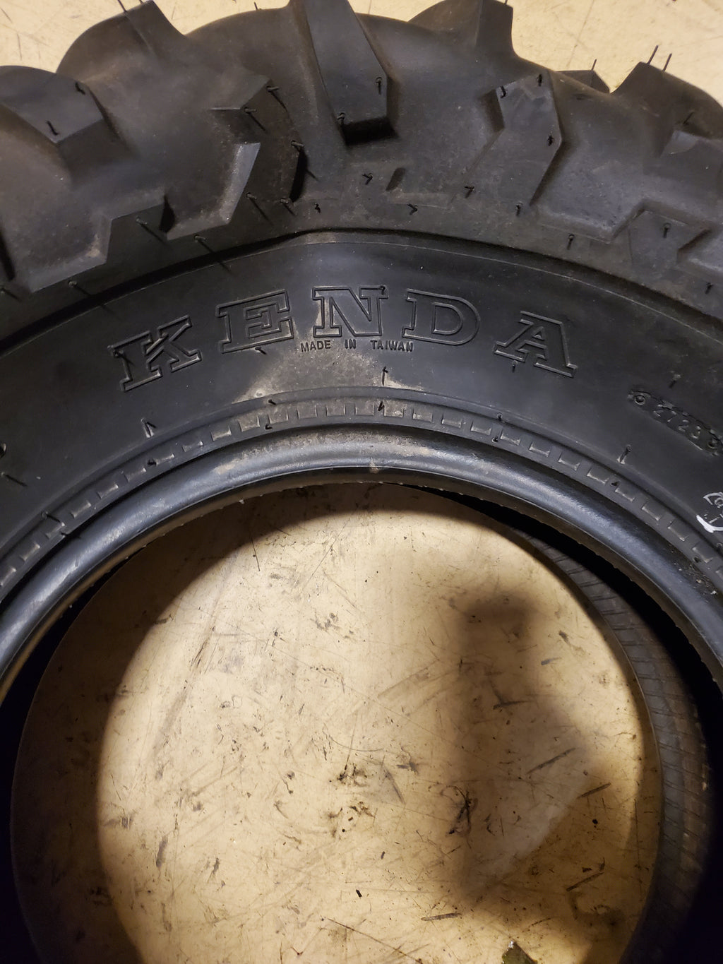 KENDA PATHFINDER BSW 25 10 12 4PLY ATV/UTV TIRE ‎085301295B1