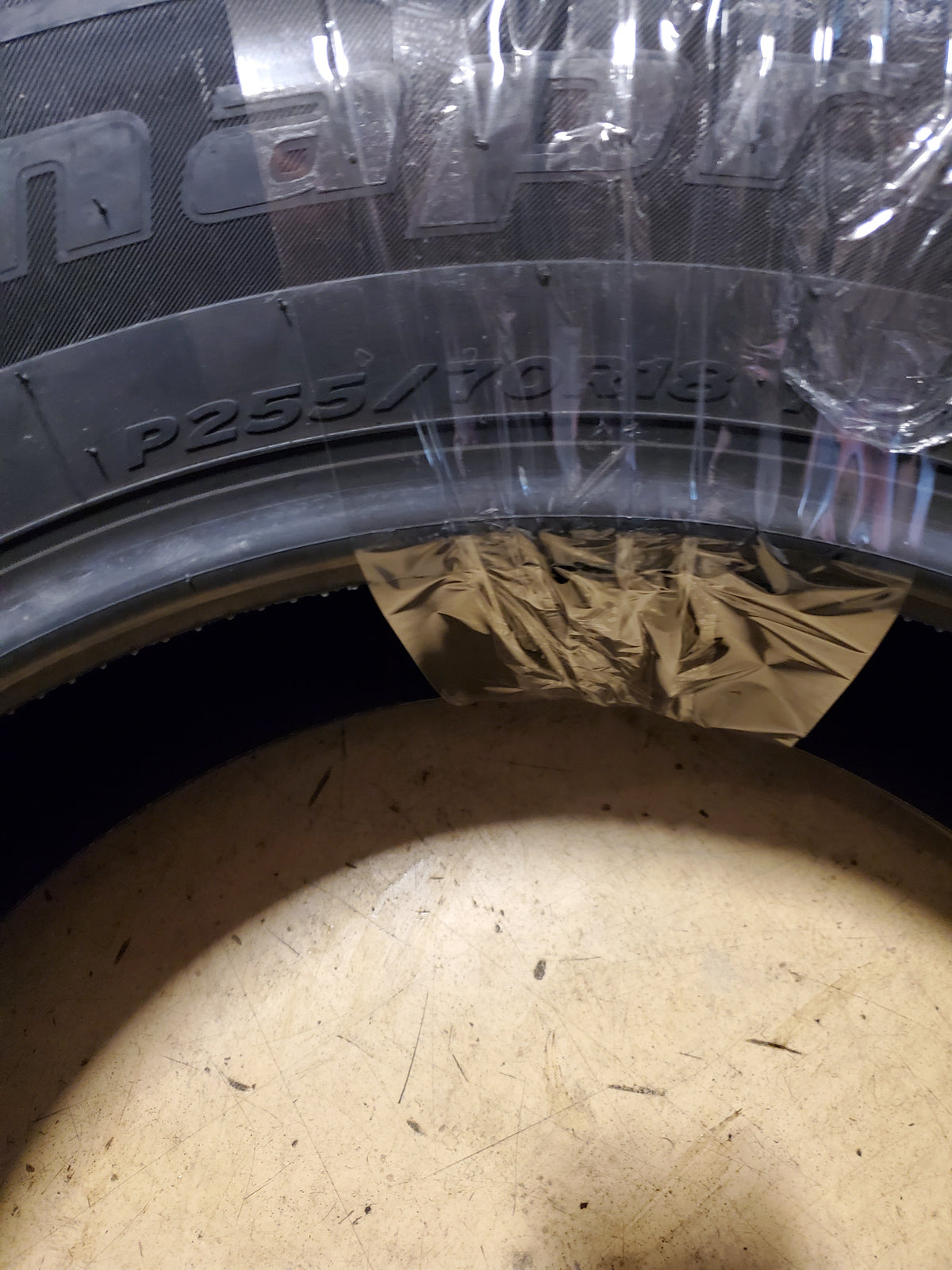 NOS 2 HANKOOK DYNAPRO HT BSW P 255 70 18 112T HIGHWAY TIRE 1011350