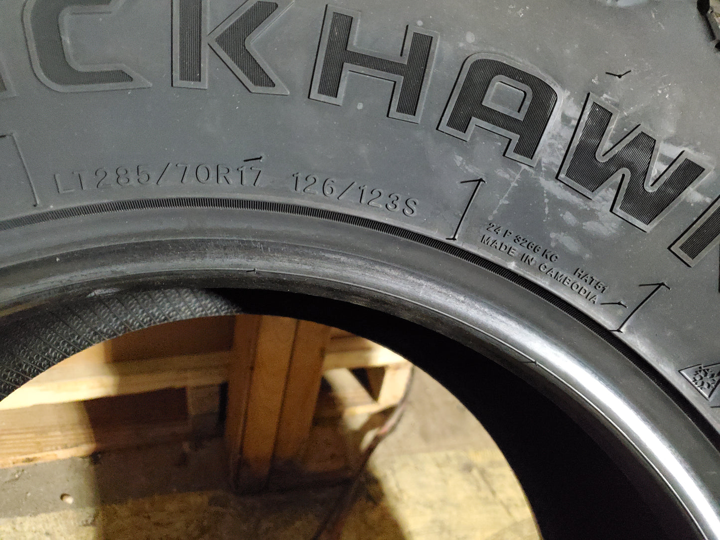BLACKHAWK RIDGECRAWLER A/T BSW LT 285 70 17 126/123S 10PLY ALL TERRAIN TIRE 4120869V