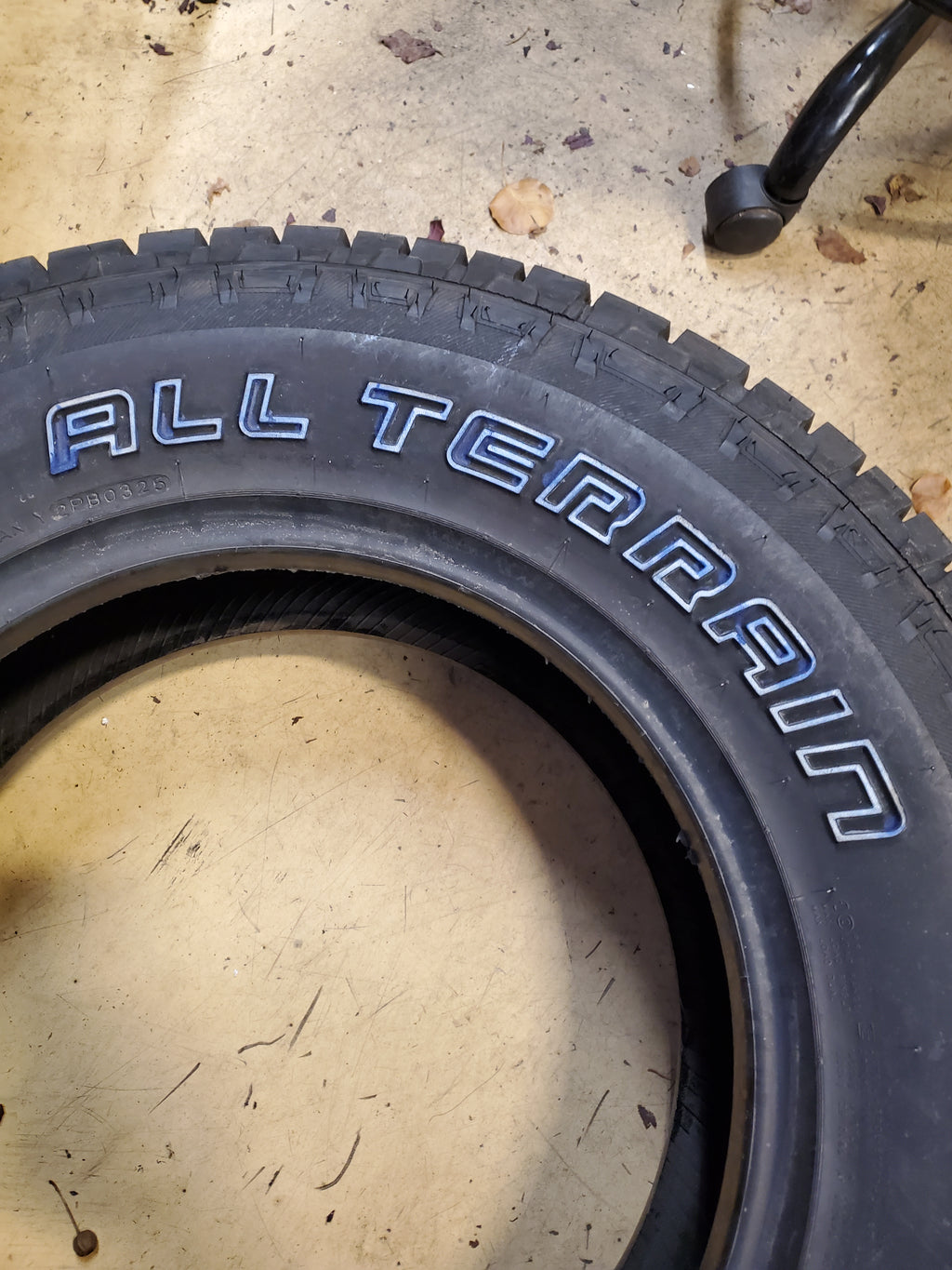 PATHFINDER ALL TERRAIN BSW LT 265 70 17 121/118S 10PLY TIRE 2020522