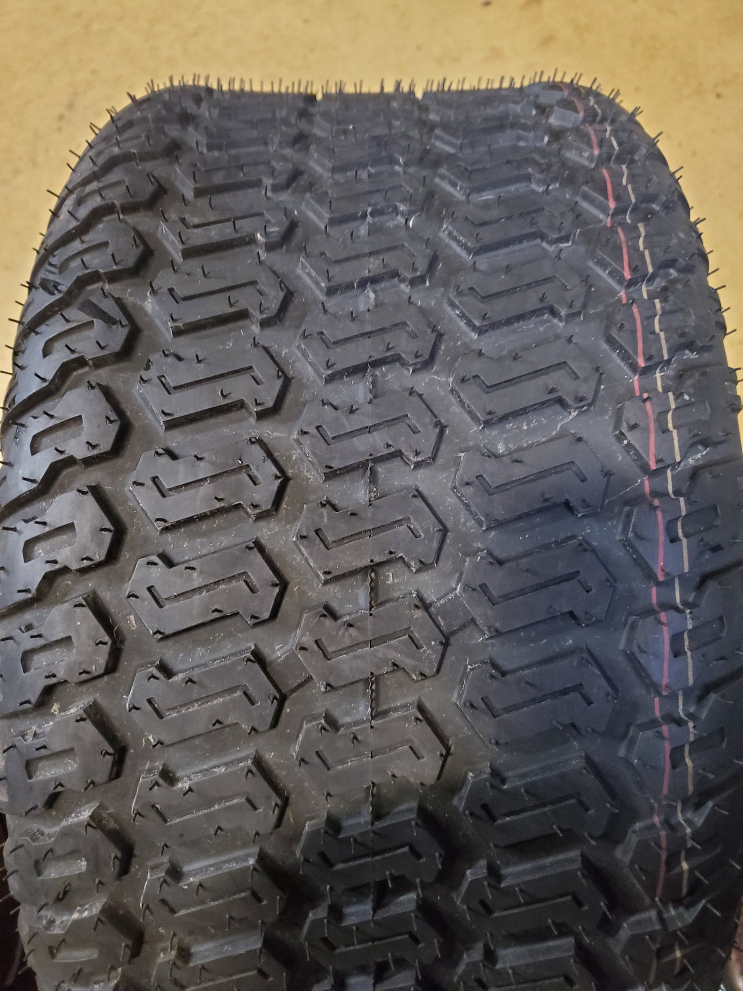 MAXAUTO 92A3 BSW P463 23 9.5 12 4PLY LAWN TIRE 0795131025