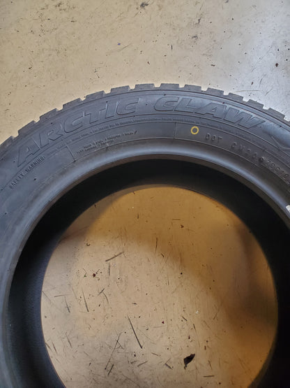 VANGUARD ARCTIC CLAW WXI BSW P 205 60 16 92T WINTER TIRE ARC51