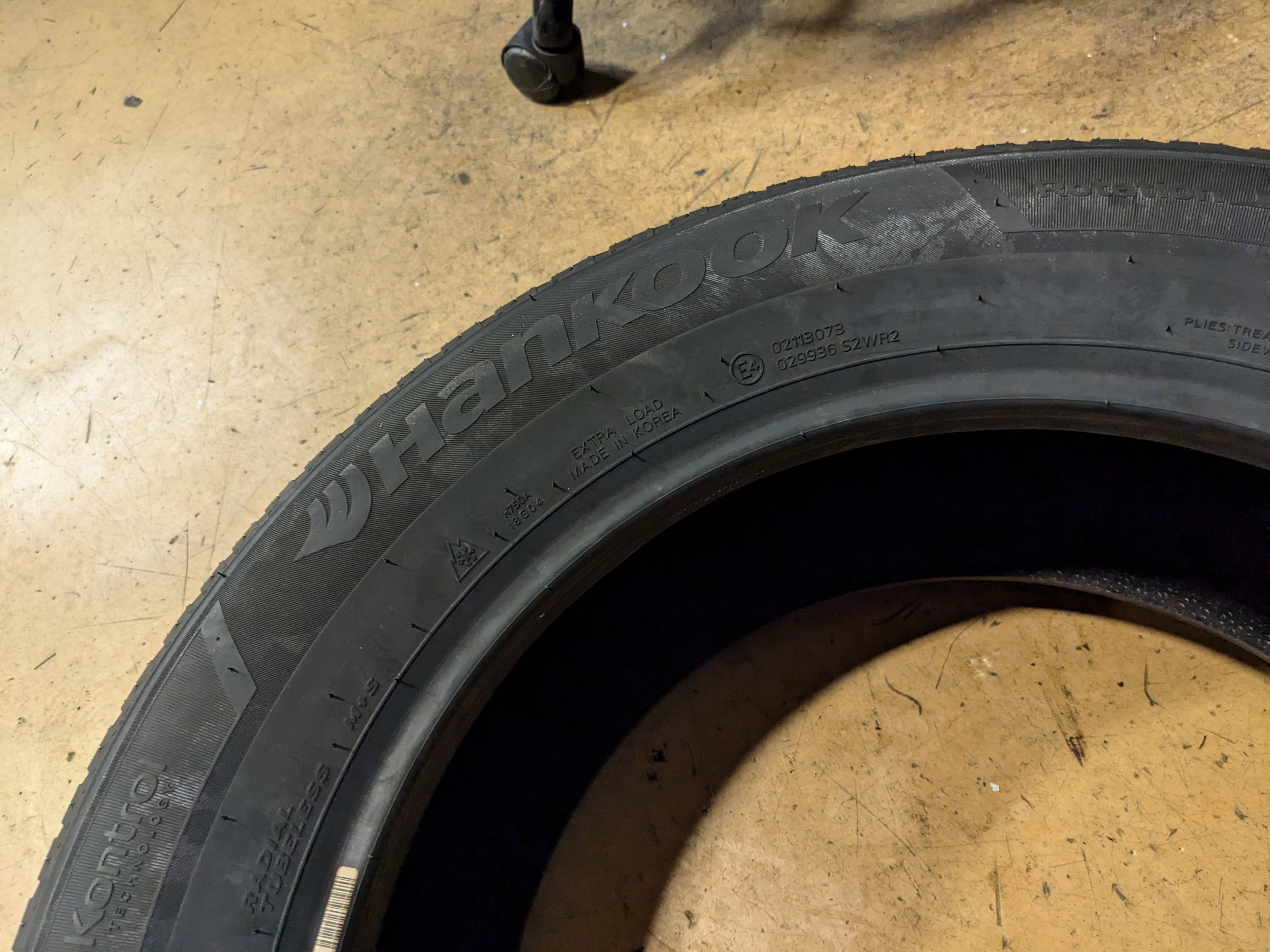 NOS HANKOOK KINERGY 4S2 X BSW P 225 65 17 106H XL ALL WEATHER TIRE 1025468
