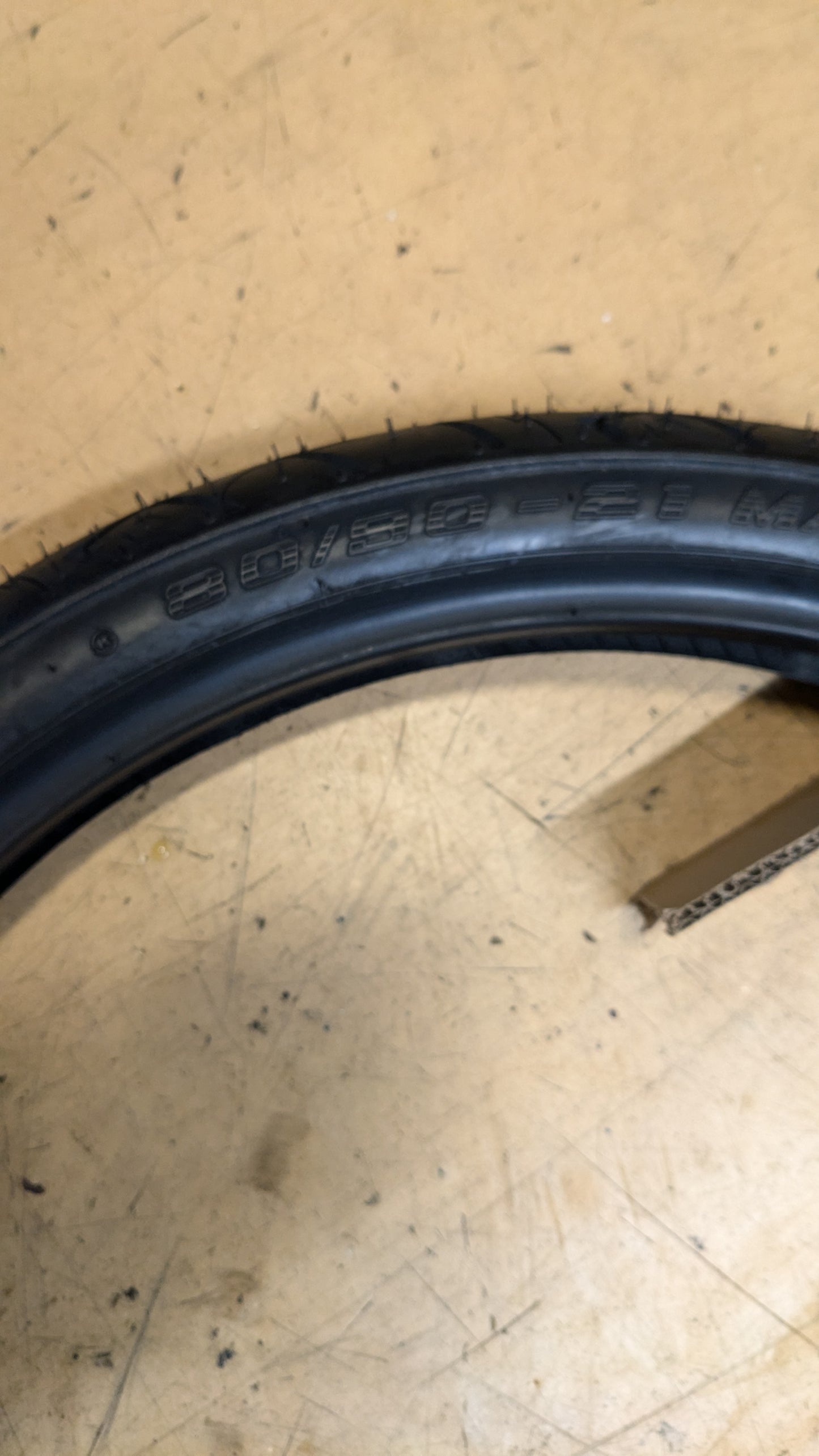 SHINKO SR777 HD BSW P 80 90 21 54H FRONT MOTORCYCLE TIRE 874589