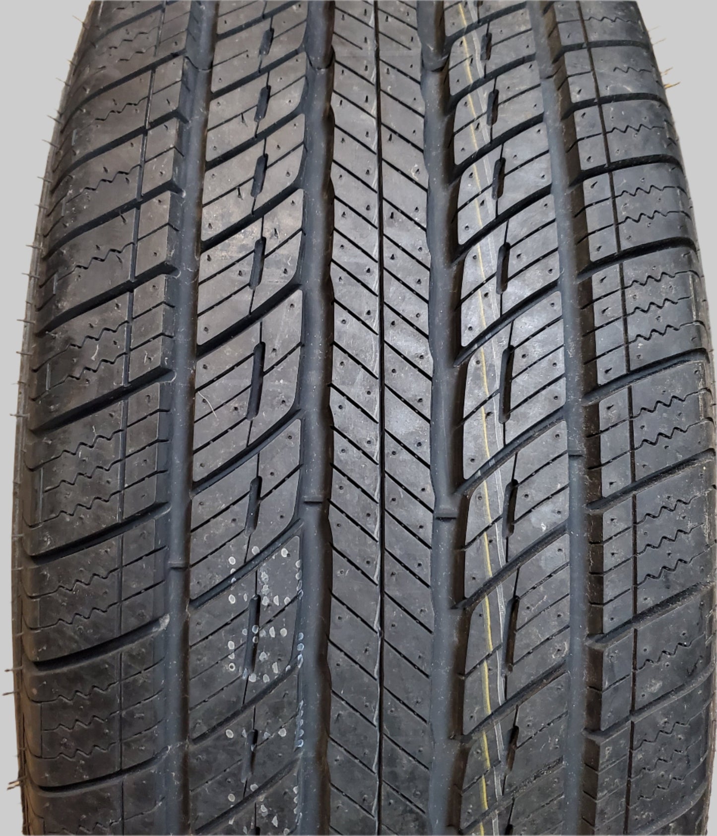 UNIROYAL TIGER PAW TOURING A/S DT P 245 60 18 105V SL ALL SEASON TIRE 25336