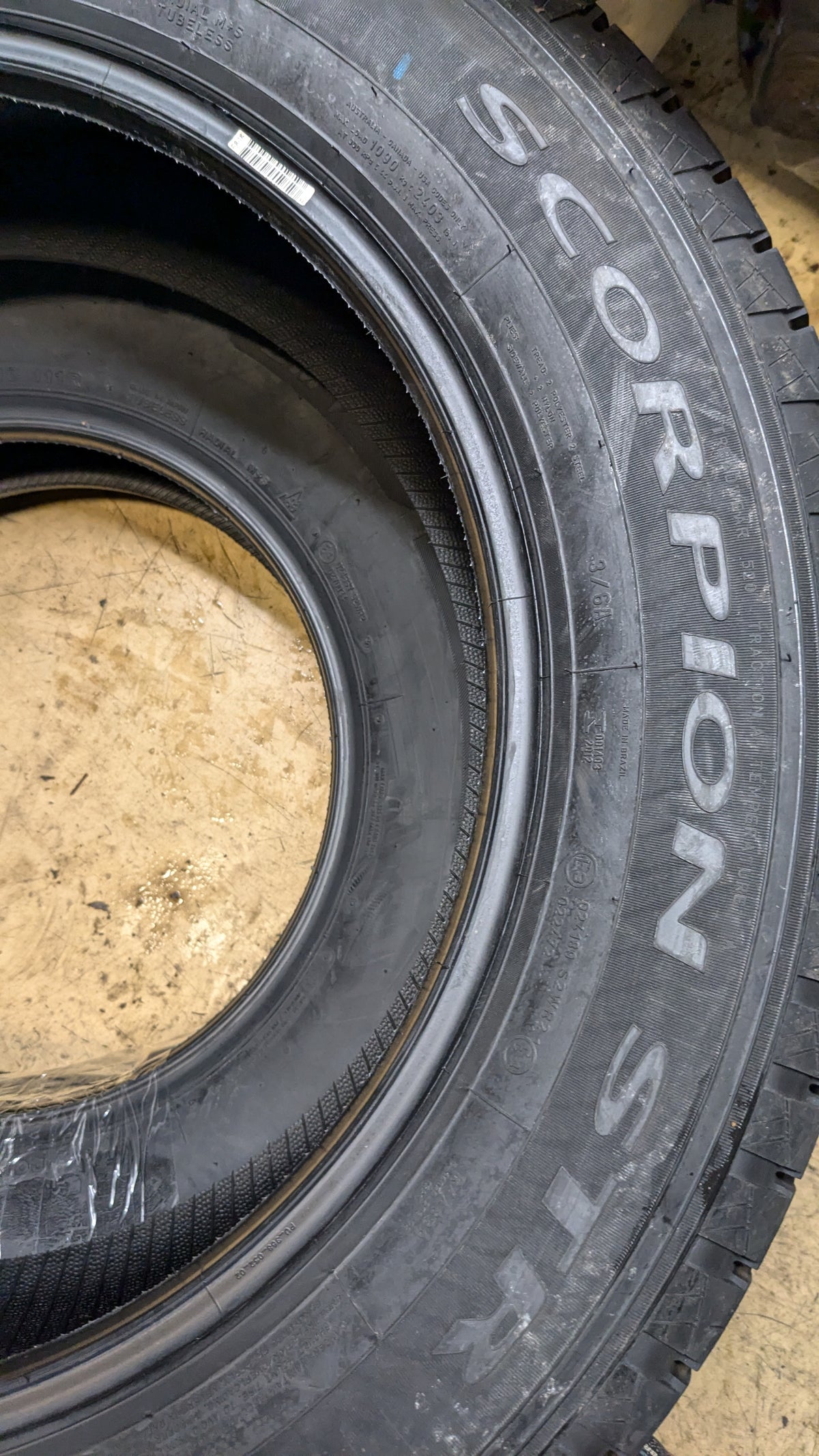 4 PIRELLI SCORPION STR BSW P 275 55 20 111H ALL SEASON TIRE 1555300