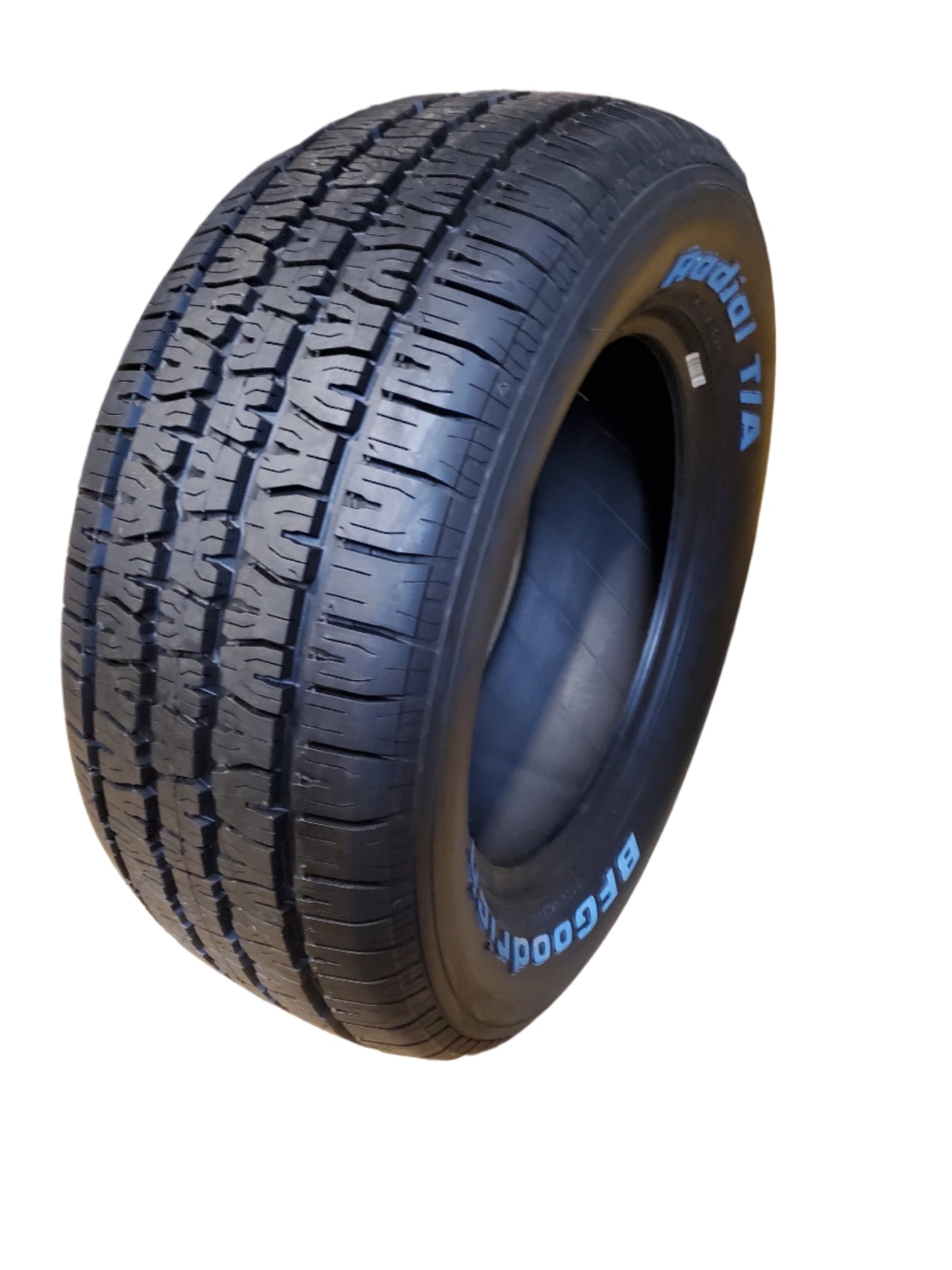 BFGOODRICH RADIAL T/A RWL P 235 60 15 98S ALL SEASON TIRE 19922