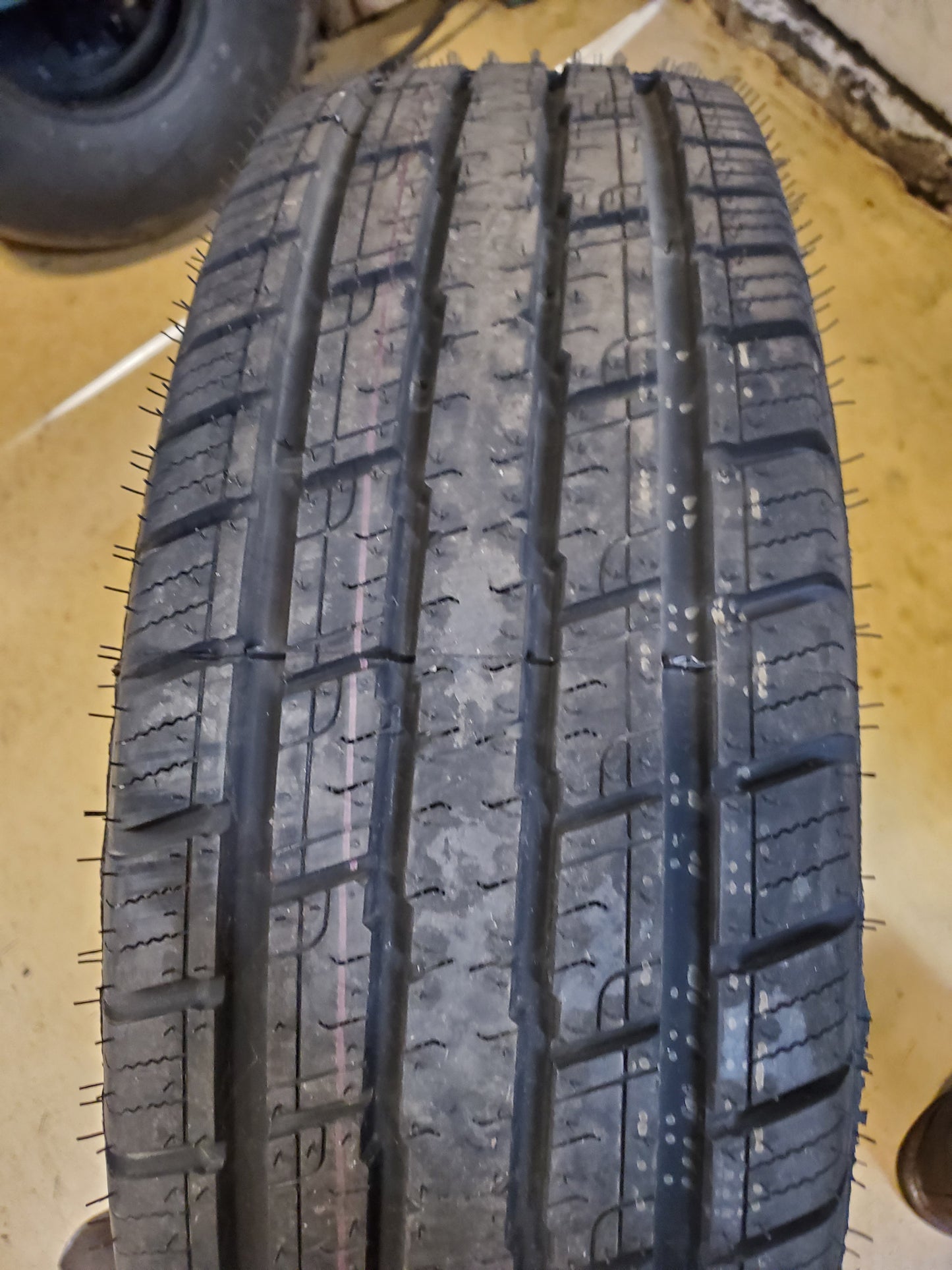WATERFALL TERRA-X H/T BSW LT 225 75 16 115/112S 10PLY ALL SEASON TIRE LTR1601HTWF