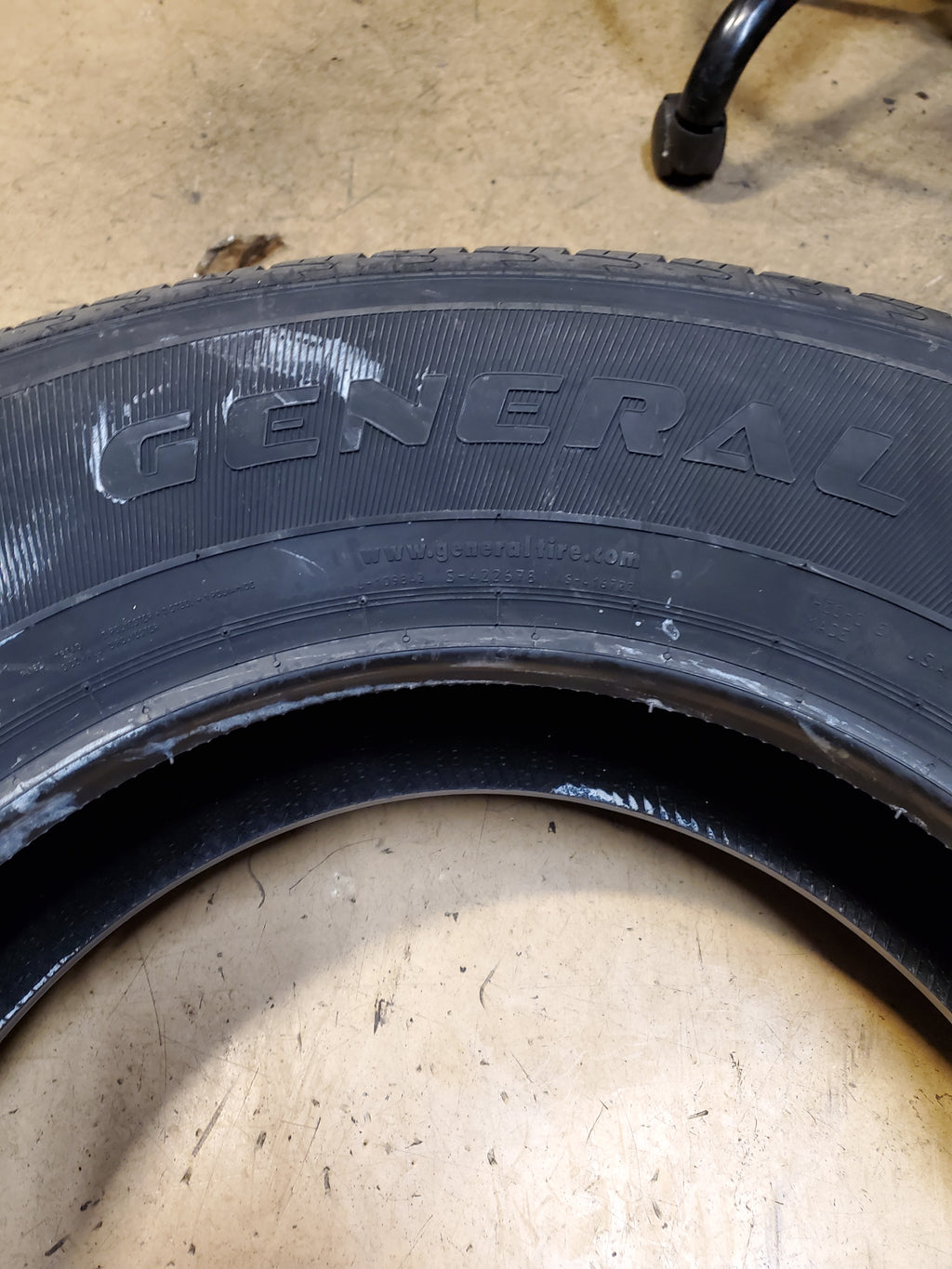 GENERAL GRABBER HTS BSW P 255 70 17 112S ALL SEASON TIRE 04509000000