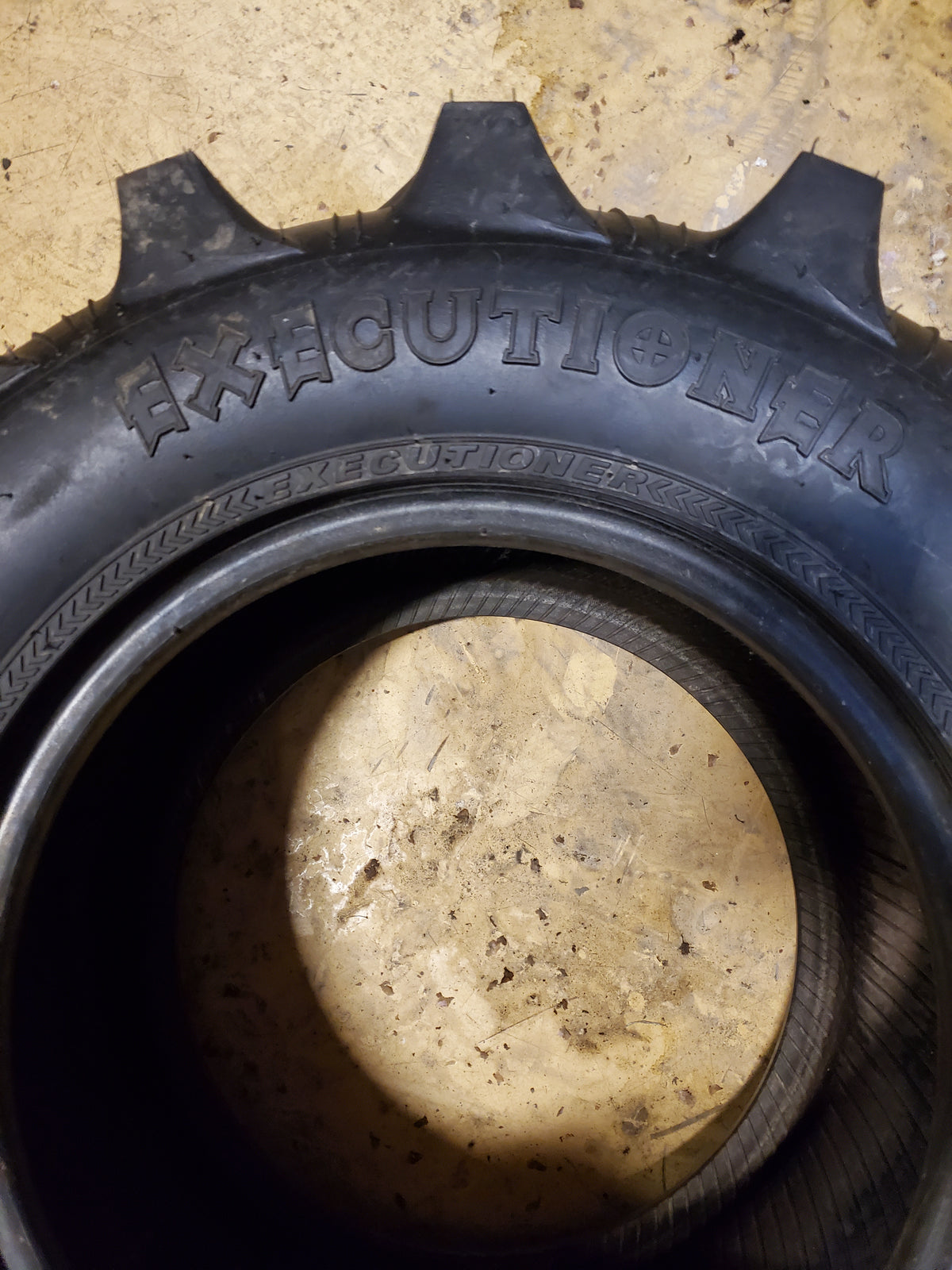 KENDA EXECUTIONER BSW AT 25 10 12 6PLY ATV/UTV TIRE 085381225C1