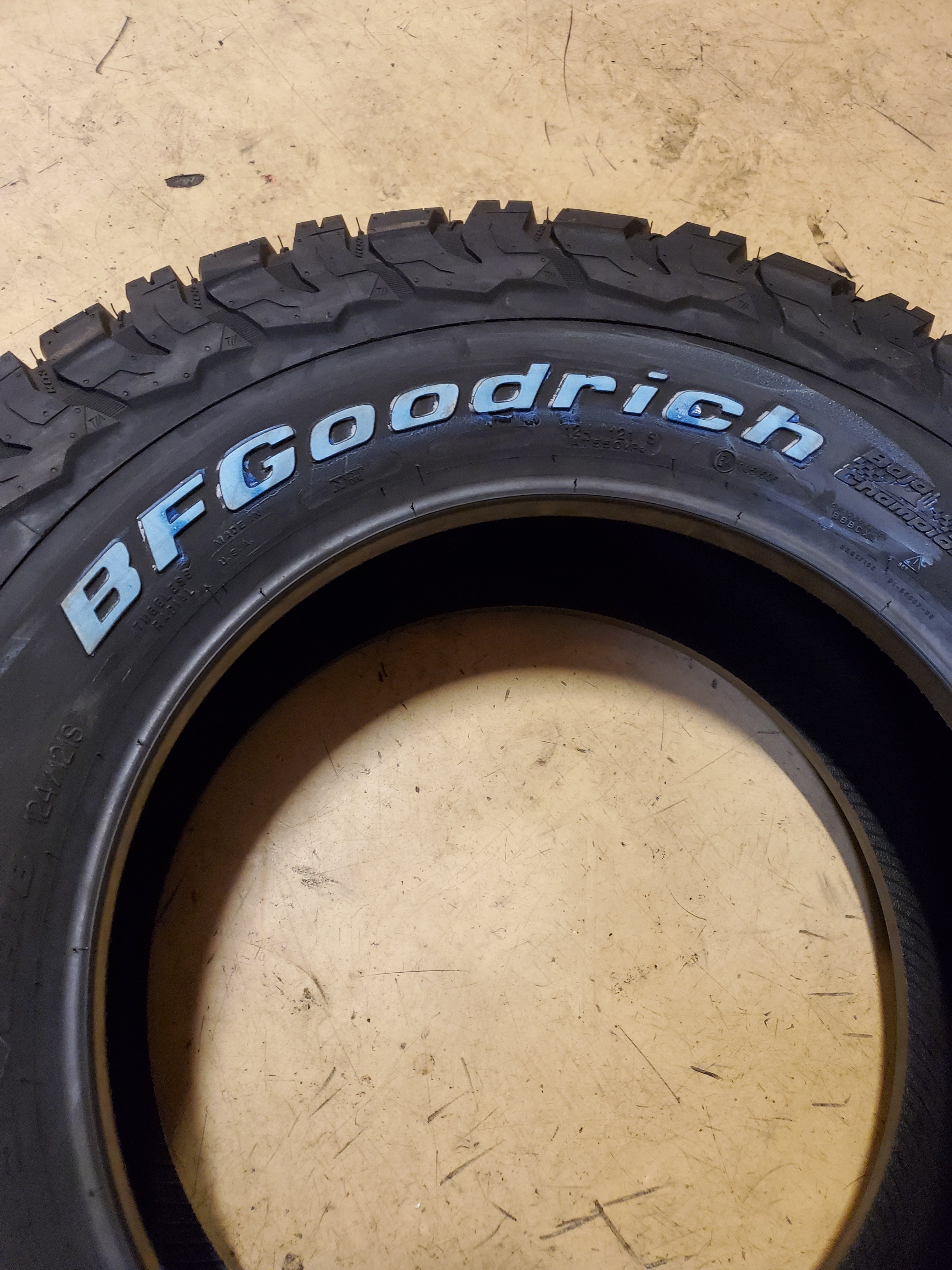(KSL ONLY) 4 BFGOODRICH ALL-TERRAIN T/A KO3 RWL LT 265 70 18 124/121S 10PLY TIRE 64364