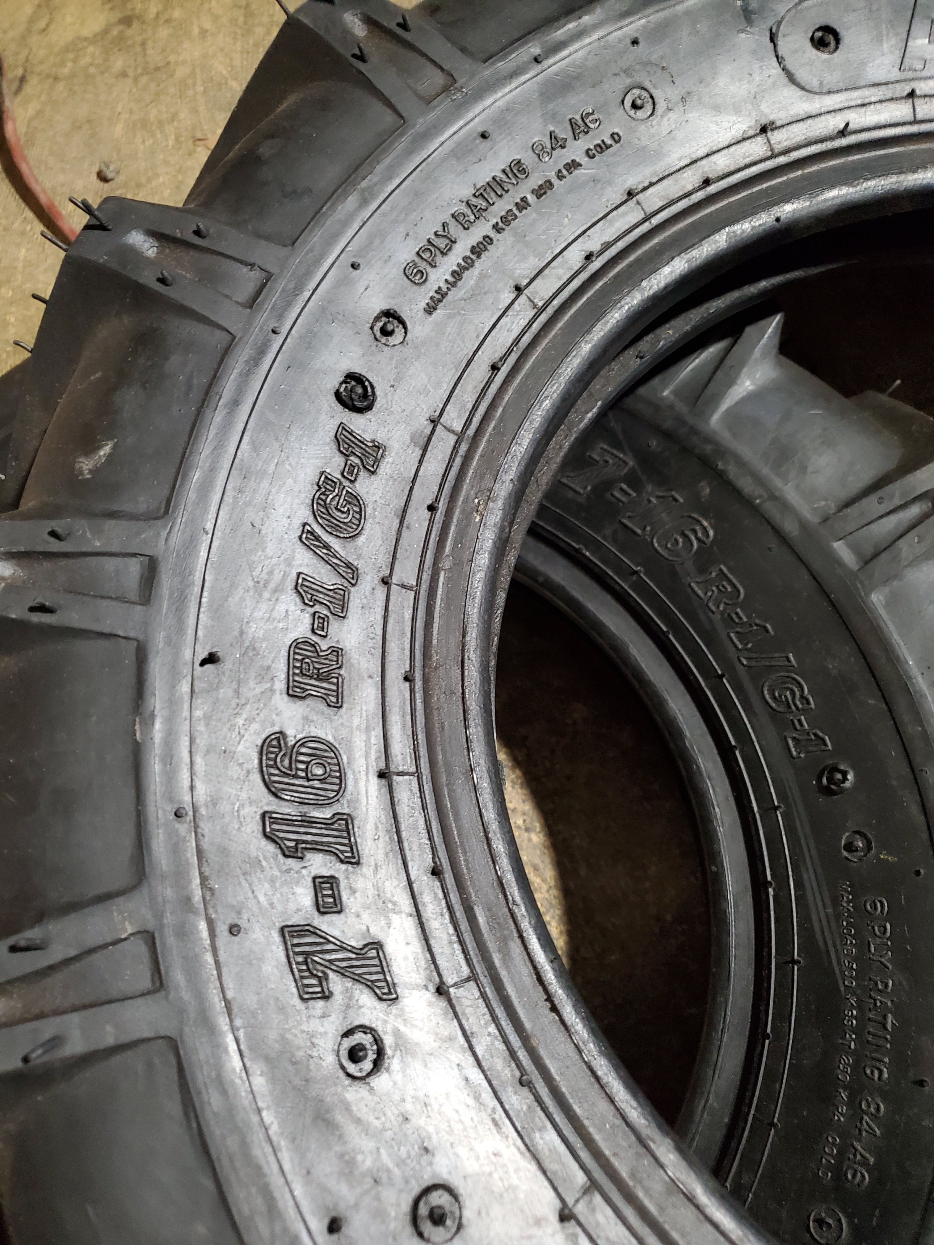 AGSTAR 1630 BSW  7 16  84AS 6PLY TRACTOR TIRE 300139625