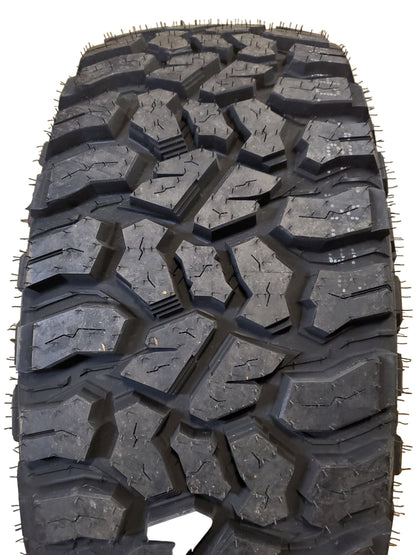 MASTERTRACK BADLANDS M/T BSW LT 35 12.5 18 123Q 10PLY MUD TIRE MASTMT008