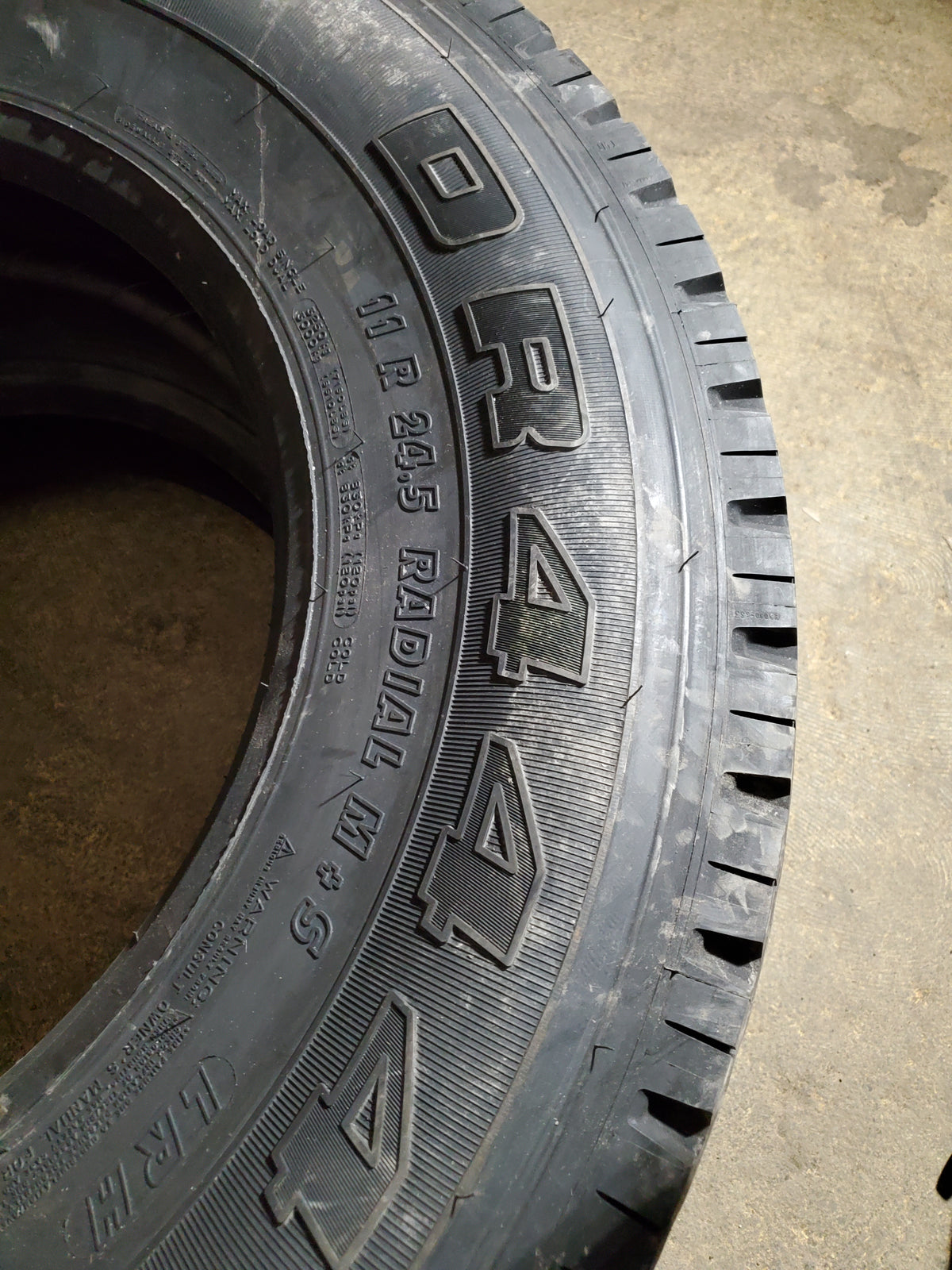 BFGOODRICH DR444 BSW LT 11 24.5 16PLY DRIVE TIRE 89861