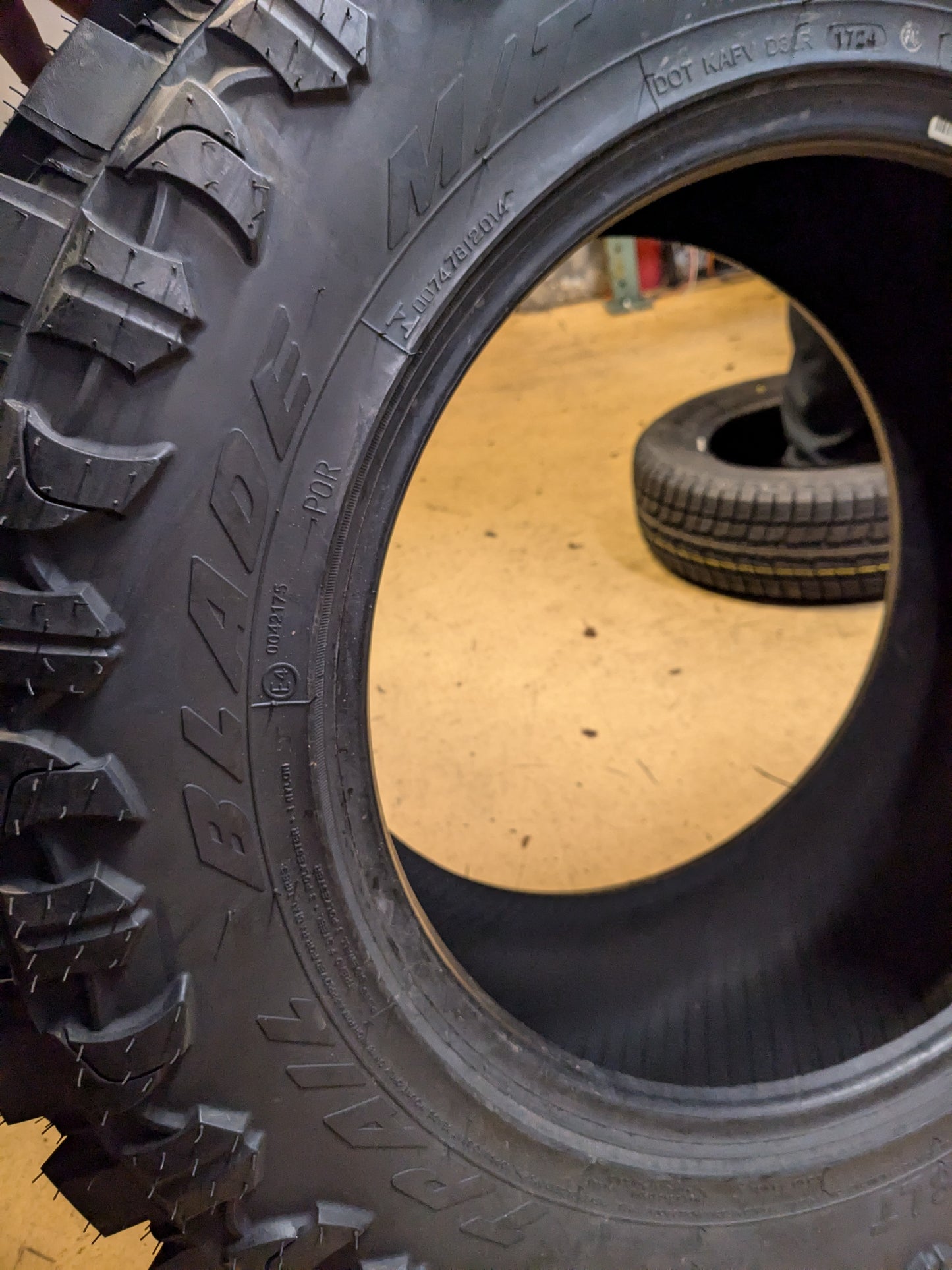 ATTURO TRAIL BLADE M/T BSW LT 33 12.5 18 118Q LRE 10PLY MUD TERRAIN TIRES TBMTI0039602