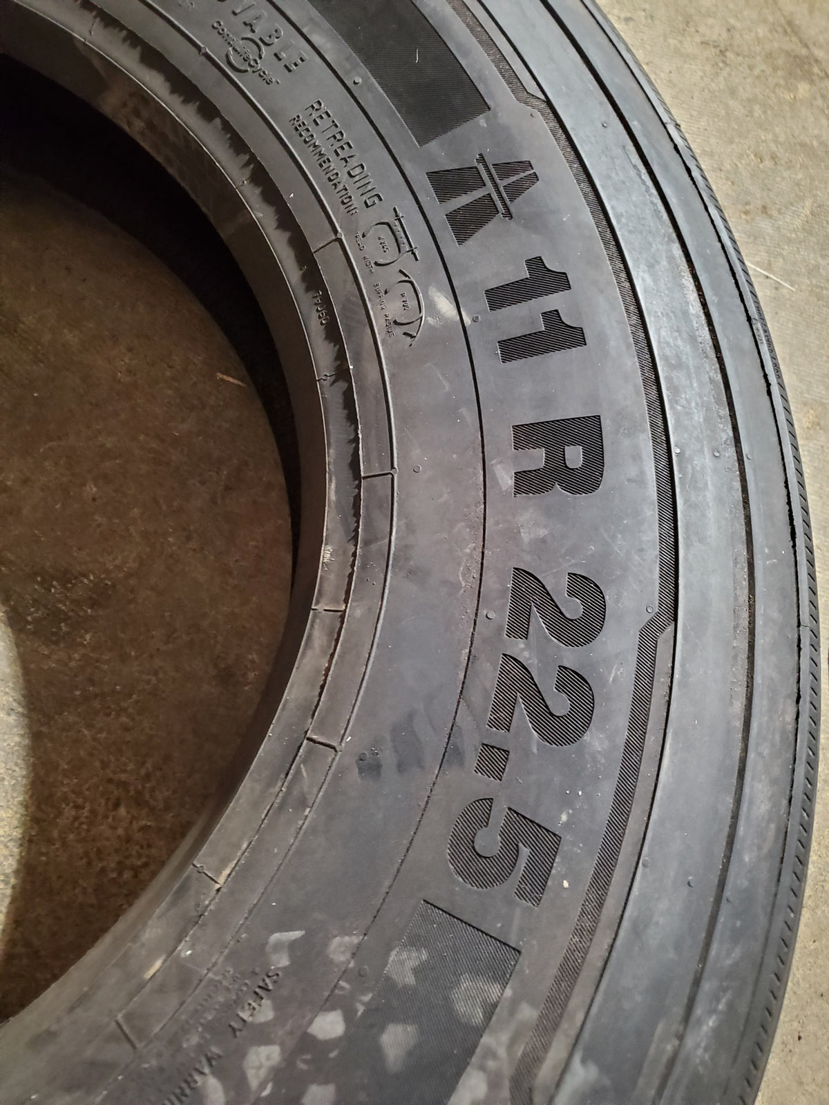 CONTINENTAL CONTI ECO PLUS HT3 BSW LT 11 22.5 144/142L 14PLY TRAILER TIRE 05310280000