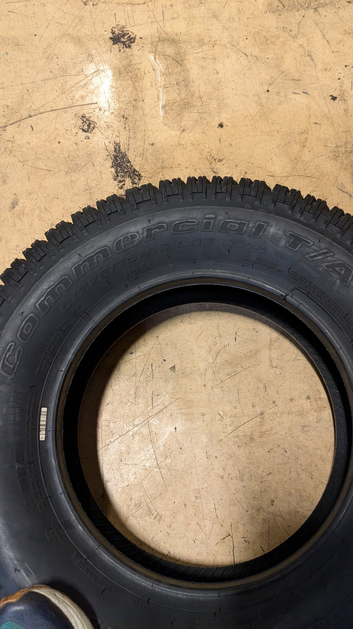 NOS BFGOODRICH COMMERCIAL T/A TRACTION BSW LT 225 75 16 115/112Q 10PLY 72846