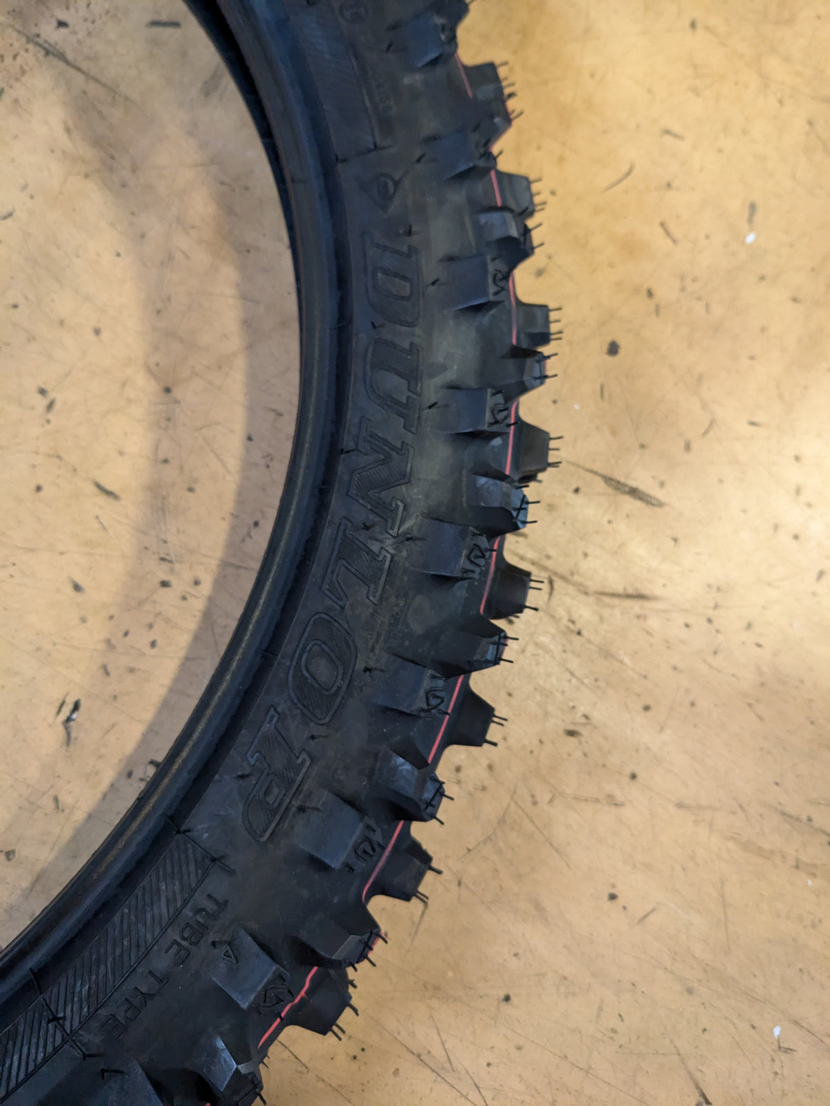 DUNLOP GEOMAX ENDURO EN91F 90 90 21 54R FRONT MOTORCYCLE TIRE 45242081