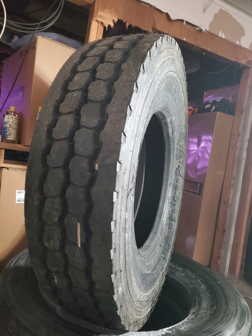 NOS CONTINENTAL CONTI HSC1 BSW LT 12 22.5 150/147K 16PLY ALL POSITION TIRE 5652460000