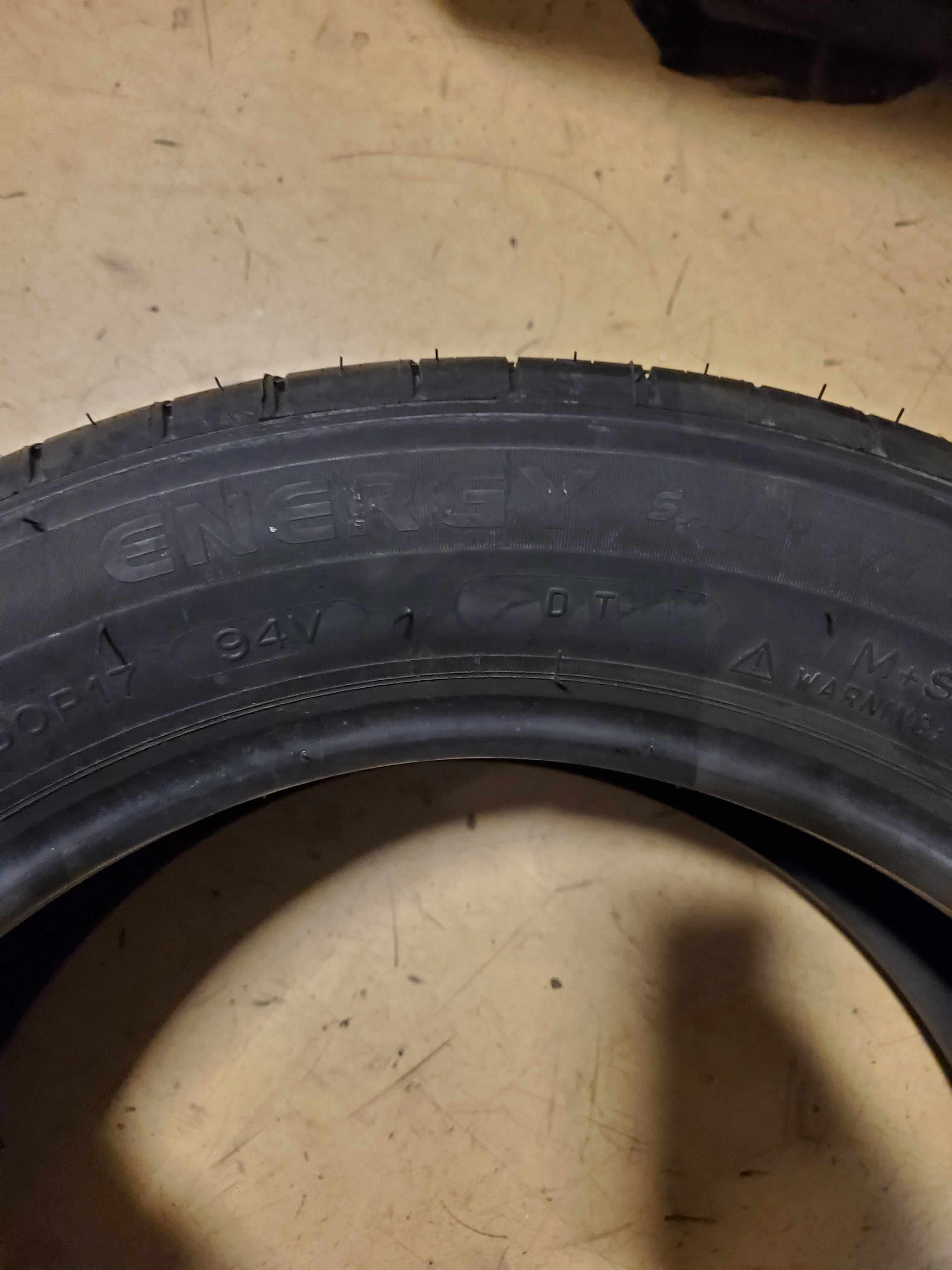 DTO OS MICHELIN ENERGY SAVER BSW P 225 50 17 94V ALL SEASON TIRE 18116