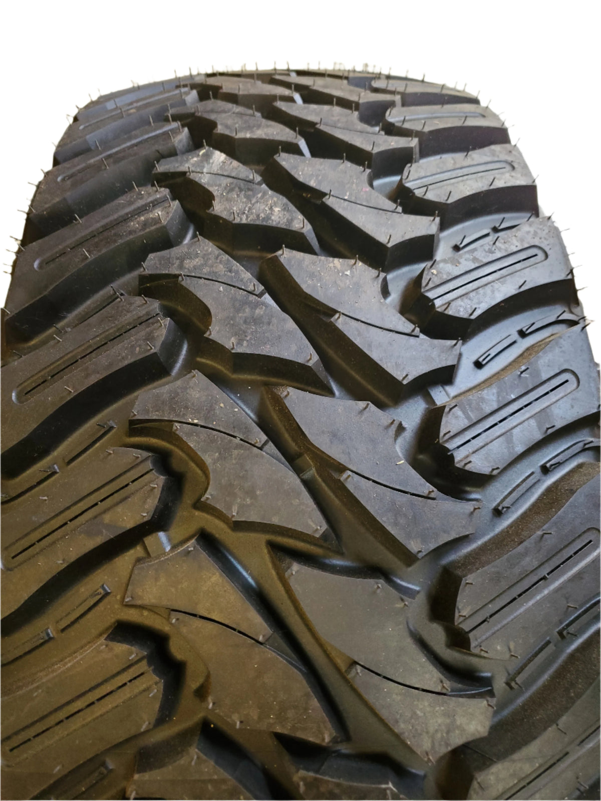ATTURO TRAIL BLADE M/T BSW LT 33 12.5 17 114Q MUD TIRE TBMTI0039604
