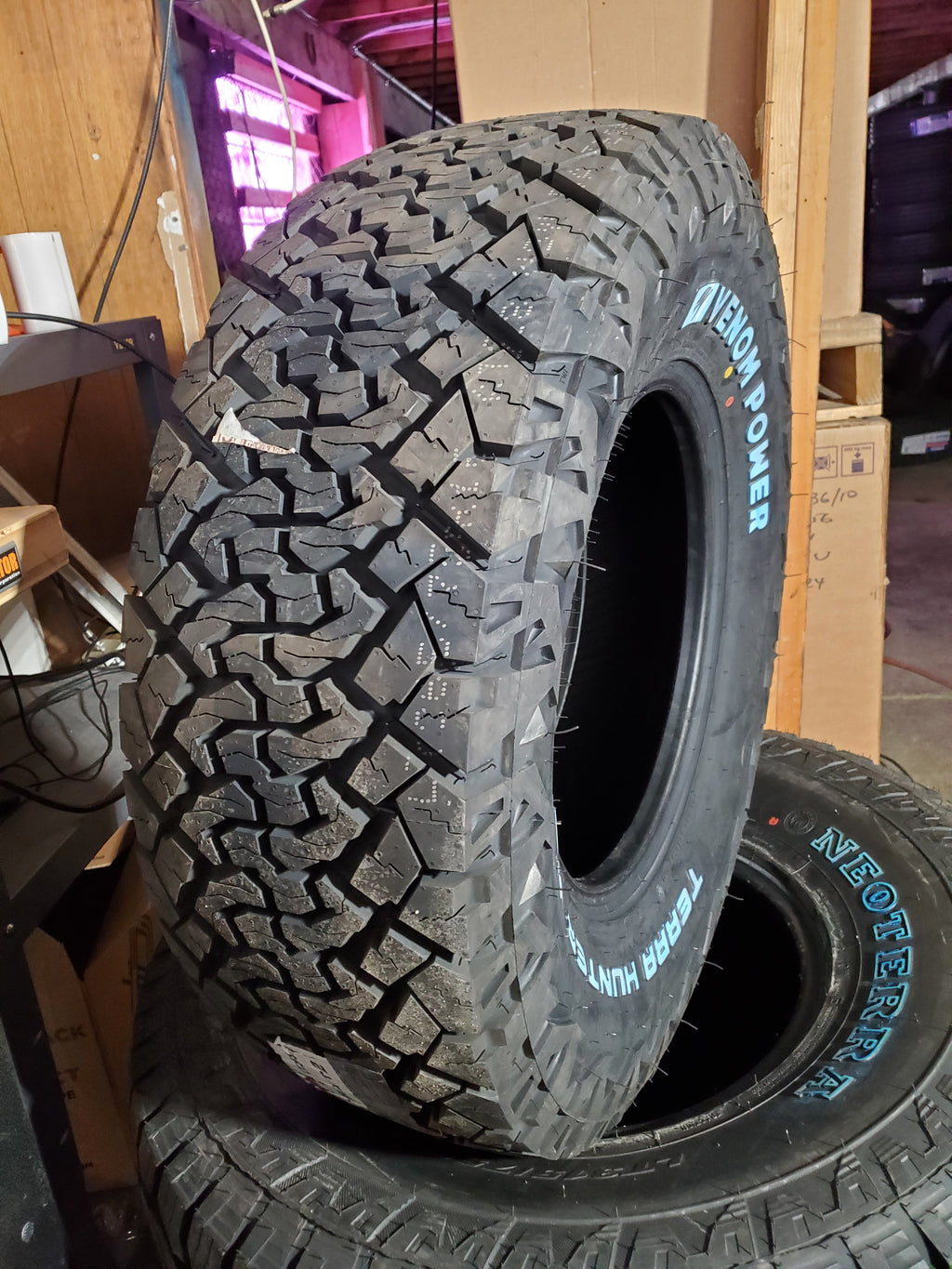 2 VENOM POWER TERRA HUNTER X/T2 BSW LT 265 75 16 123/120Q 10PLY RUGGED TERRAIN TIRE VPXT228R
