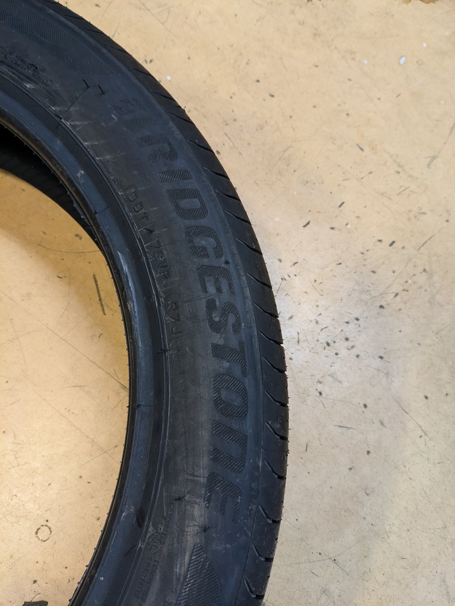 BRIDGESTONE ECOPIA EP600 (*) BMW P 175 60 19 86Q SUMMER TIRE 001476