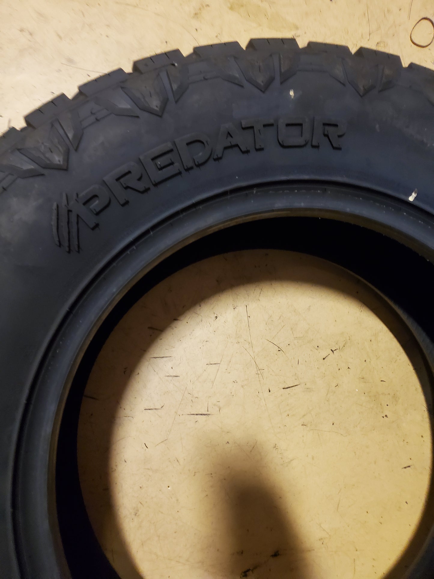 PREDATOR NEW MUTANT X-AT BSW P 275 65 18 116T ALL TERRAIN TIRE NPRXATS16