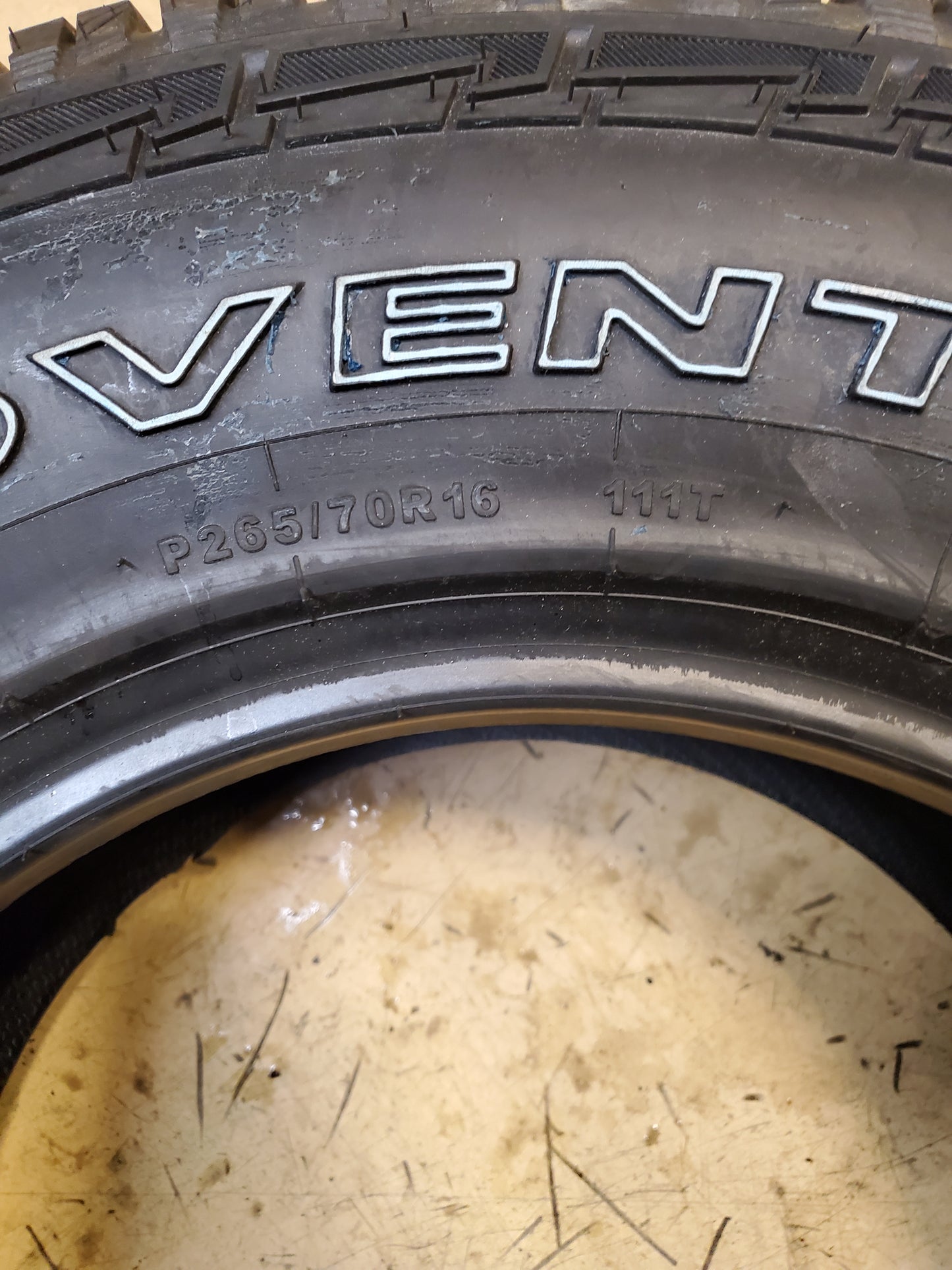2 GT RADIAL ADVENTURO AT3 OWL P 265 70 16 111T ALL TERRAIN TIRE AS079