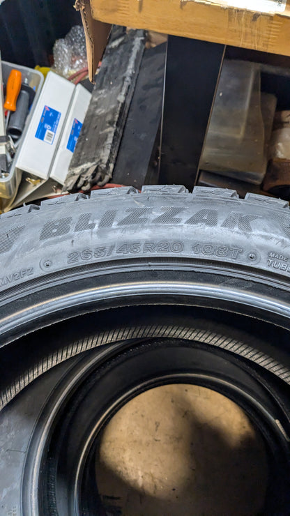 BRIDGESTONE BLIZZAK DMV2 BSW P 265 45 20 108T WINTER TIRE 005854