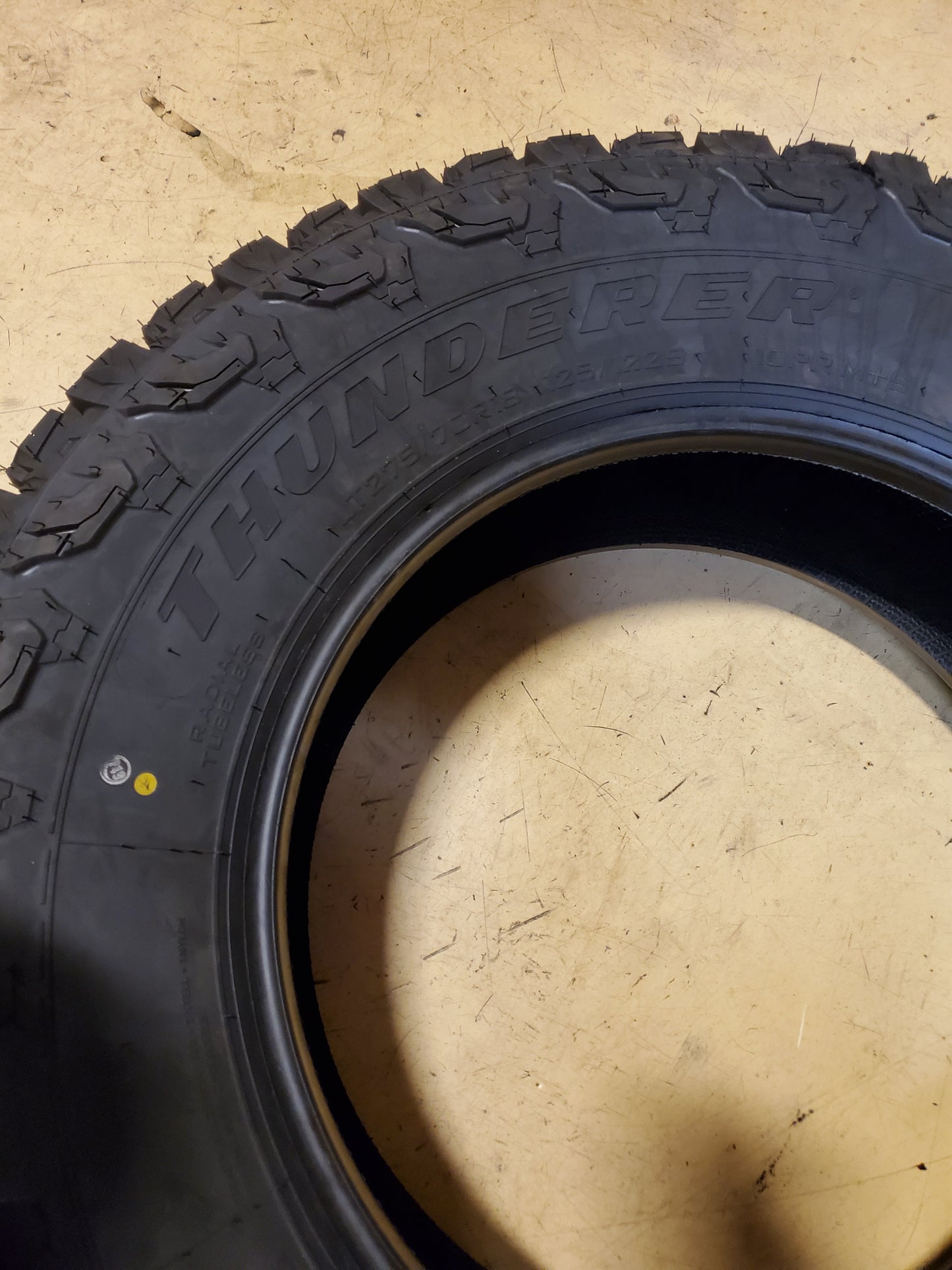 THUNDERER RANGER A/TR BSW LT 275 70 18 125/122S 10PLY ALL TERRAIN TIRE TH1078