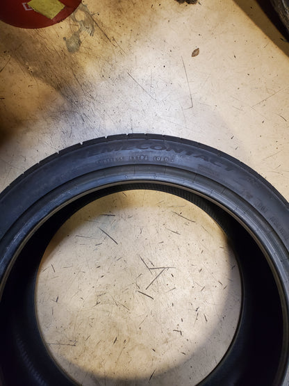 USED 8/32” CONTINENTAL EXTREMECONTACT SPORT P 225 40 18 92Y XL TIRE 15495980000