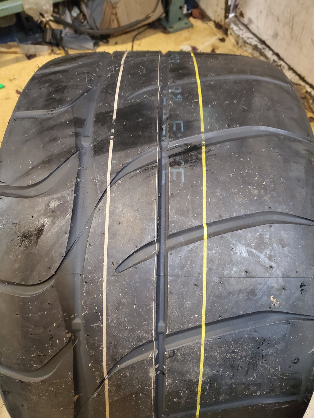 NITTO NT01 BSW P 335 30 18 102W TRACK COMPETITION TIRE 371290