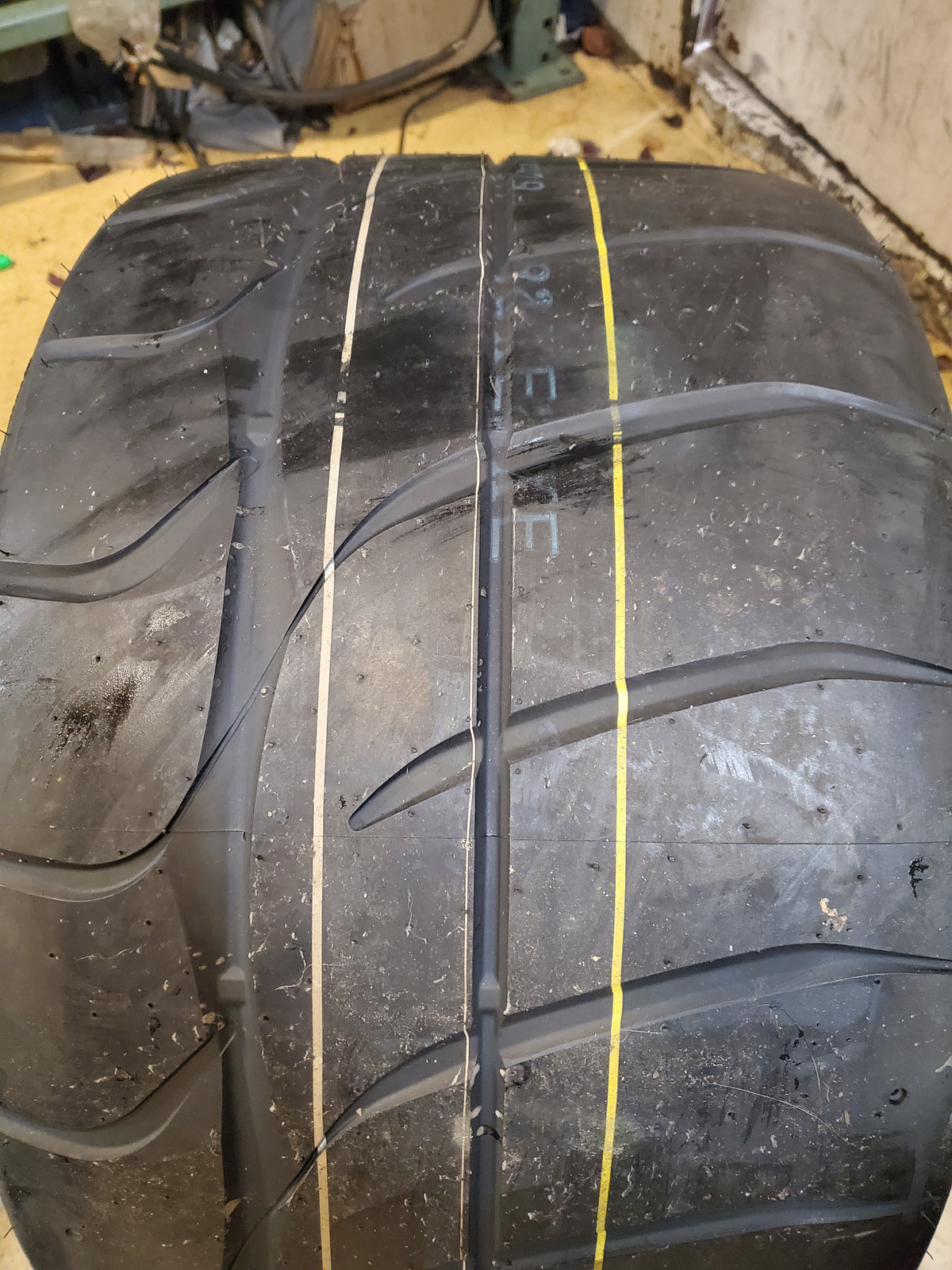 NITTO NT01 BSW P 335 30 18 102W TRACK COMPETITION TIRE 371290