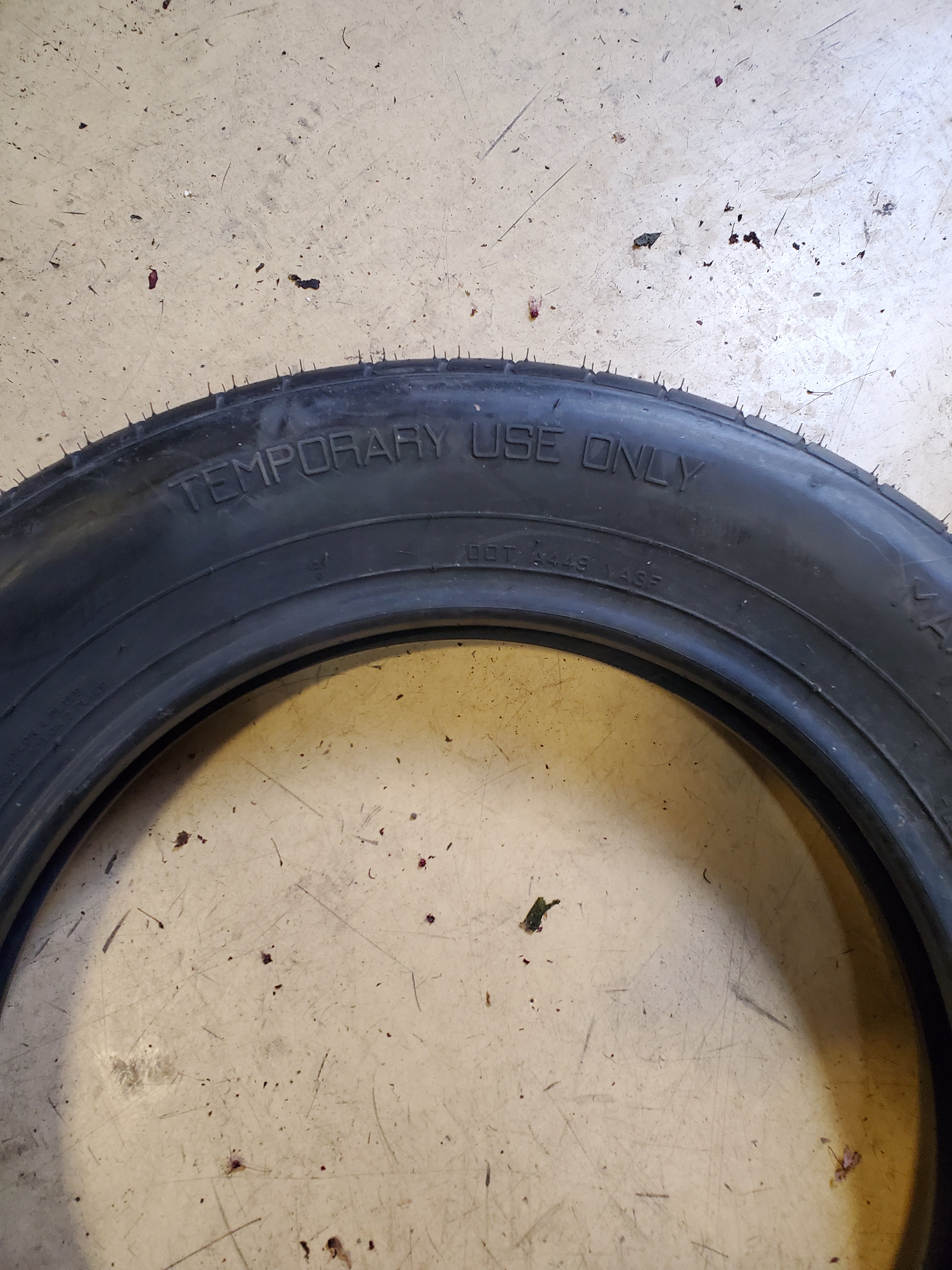 KUMHO 131 ORIGINAL EQUIPMENT BSW T 145 90 16 SPARE TIRE 5008233