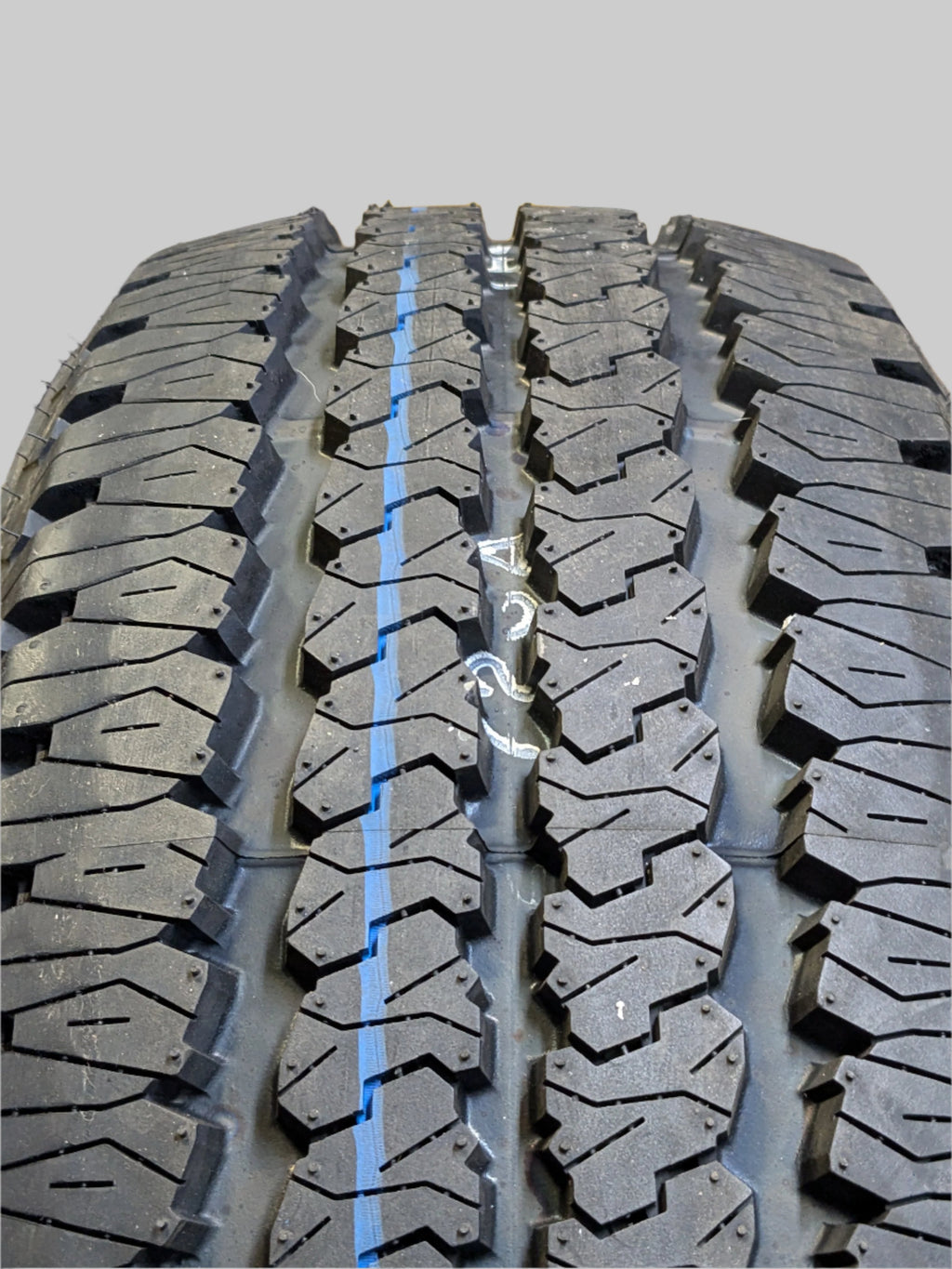 2 FIRESTONE TRANSFORCE AT RWL LT 285 60 20 125/122R ALL TERRAIN TIRE 250126