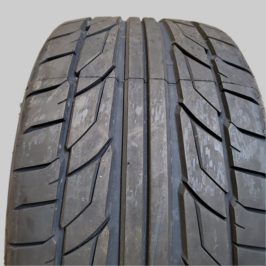 NITTO NT555 G2 P 285 35 19 103W XL ULTRA HIGH PERFORMANCE TIRE 211190